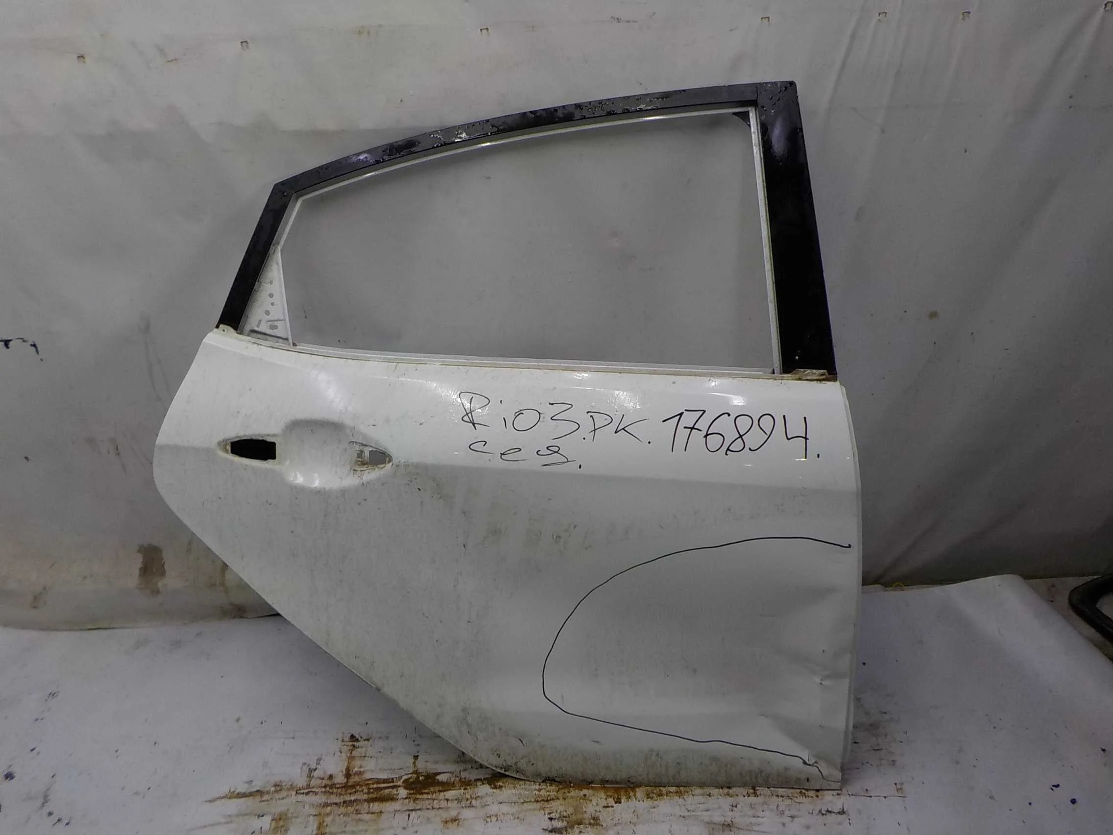 Дверь Kia Rio III (2011—2015) Зад Право