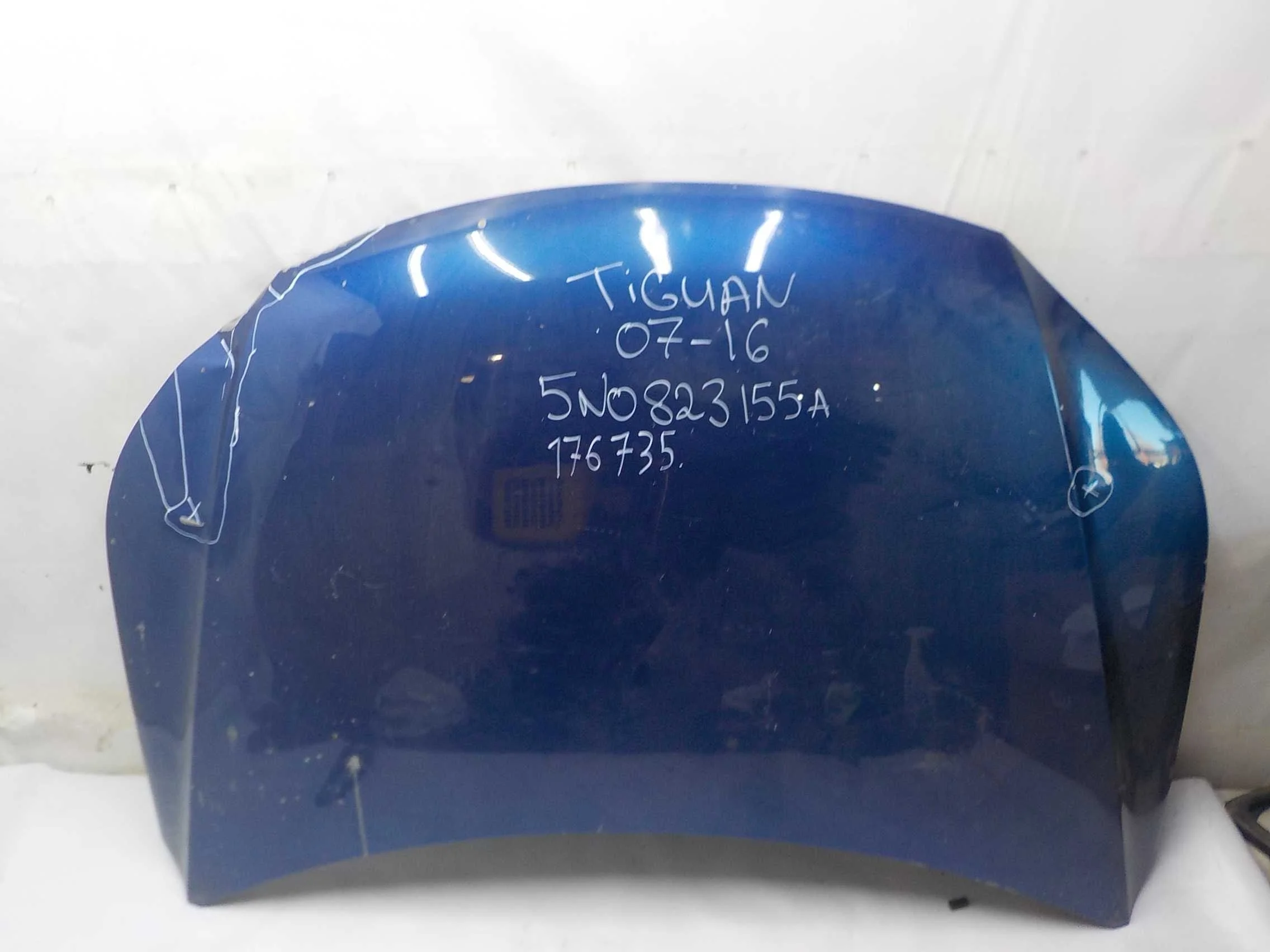 Капот Volkswagen Touareg II (2010—2014)