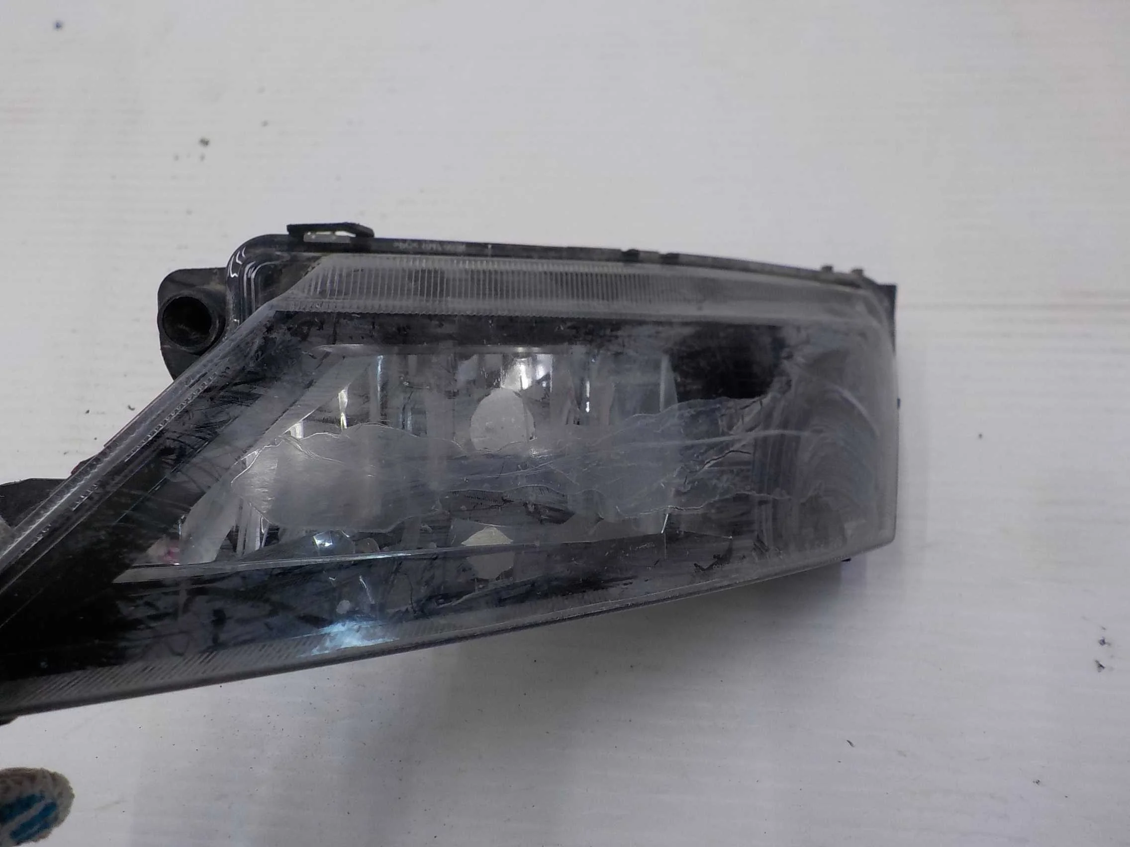 туманка Volkswagen Tiguan II (2016—2020) Перед Право