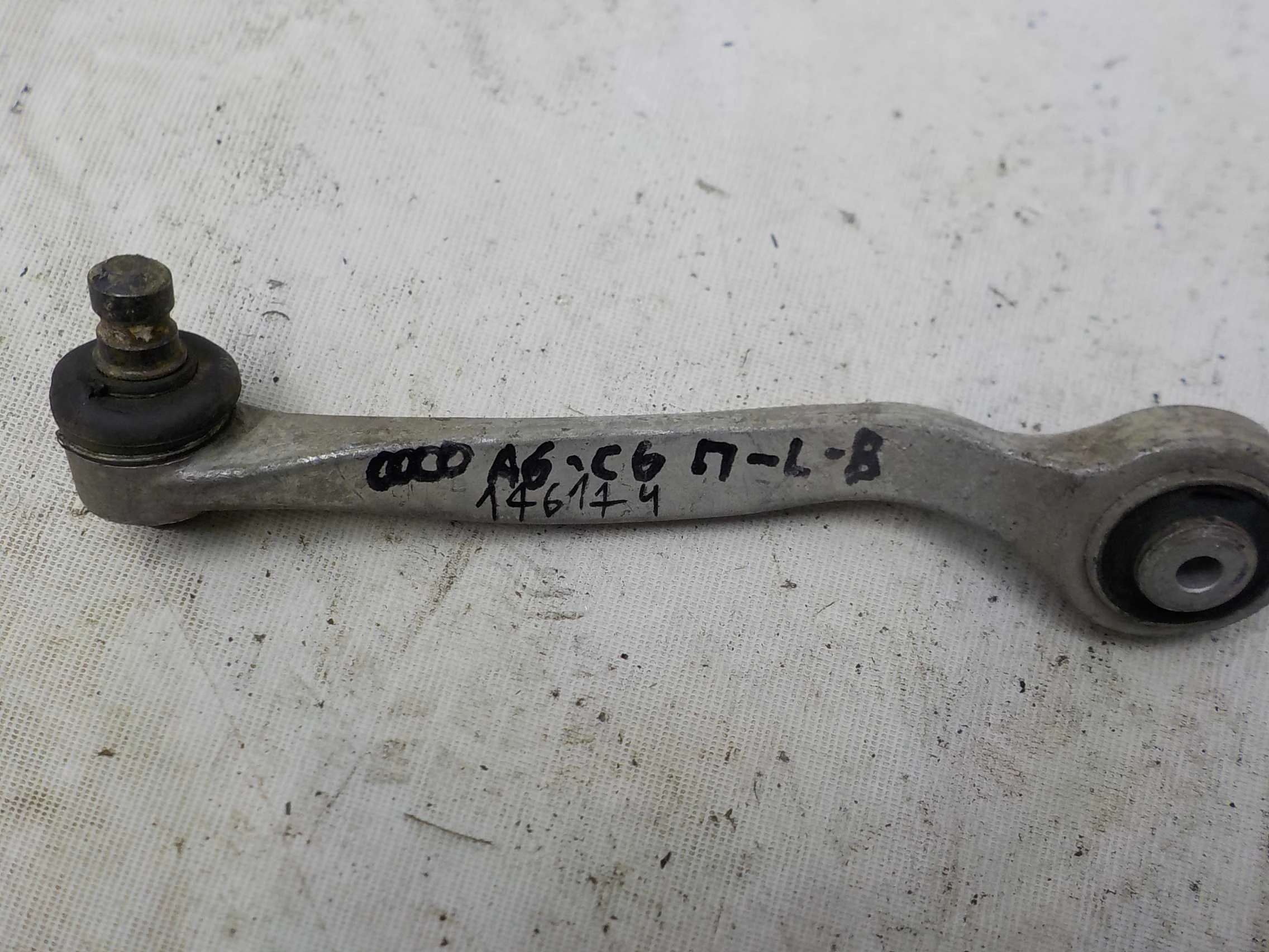 Рычаг Audi A6 C6 (2004—2008) Перед Лево