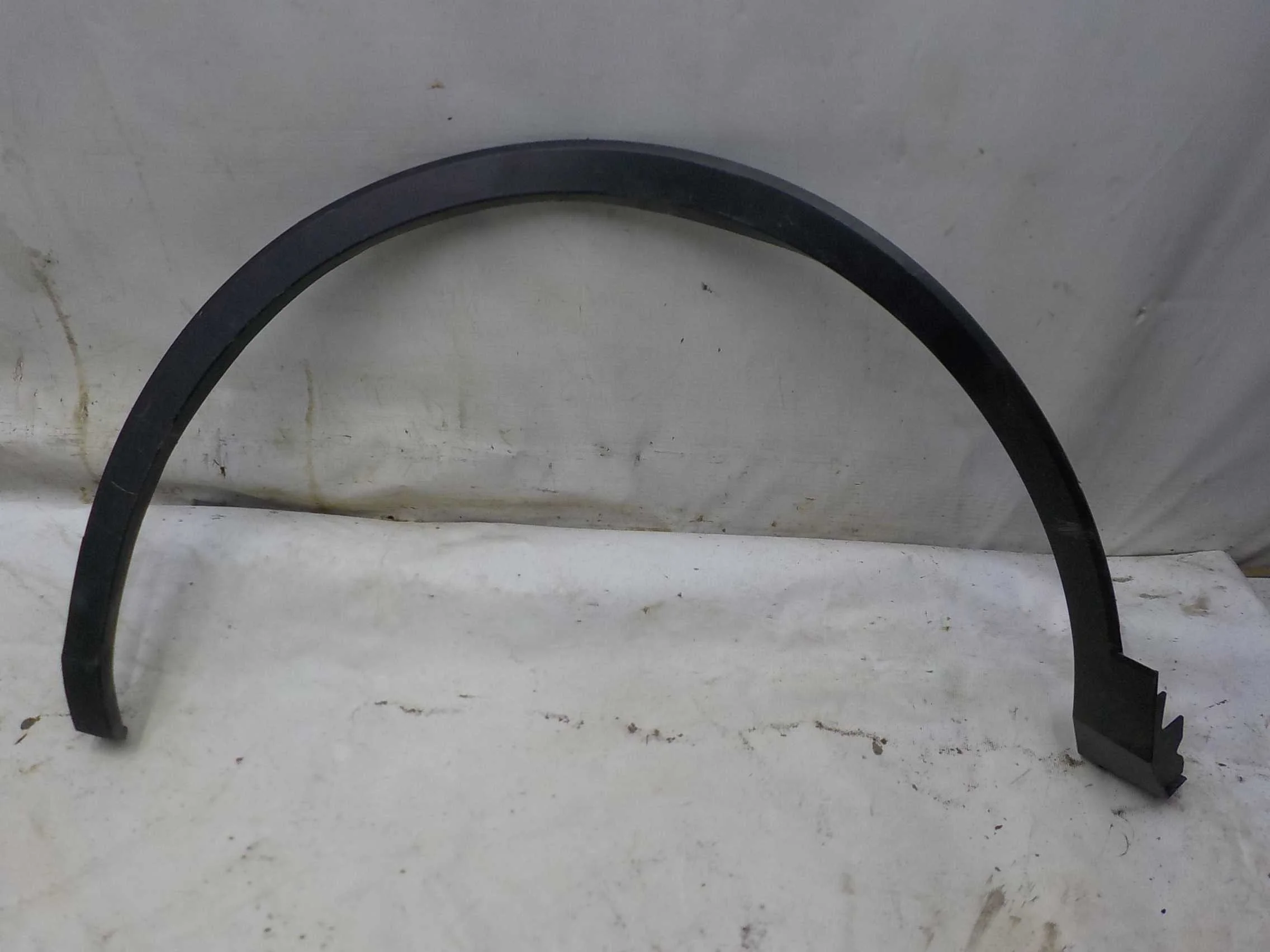 Накладка на крыло Volkswagen Tiguan II (2016—2020) Перед Лево