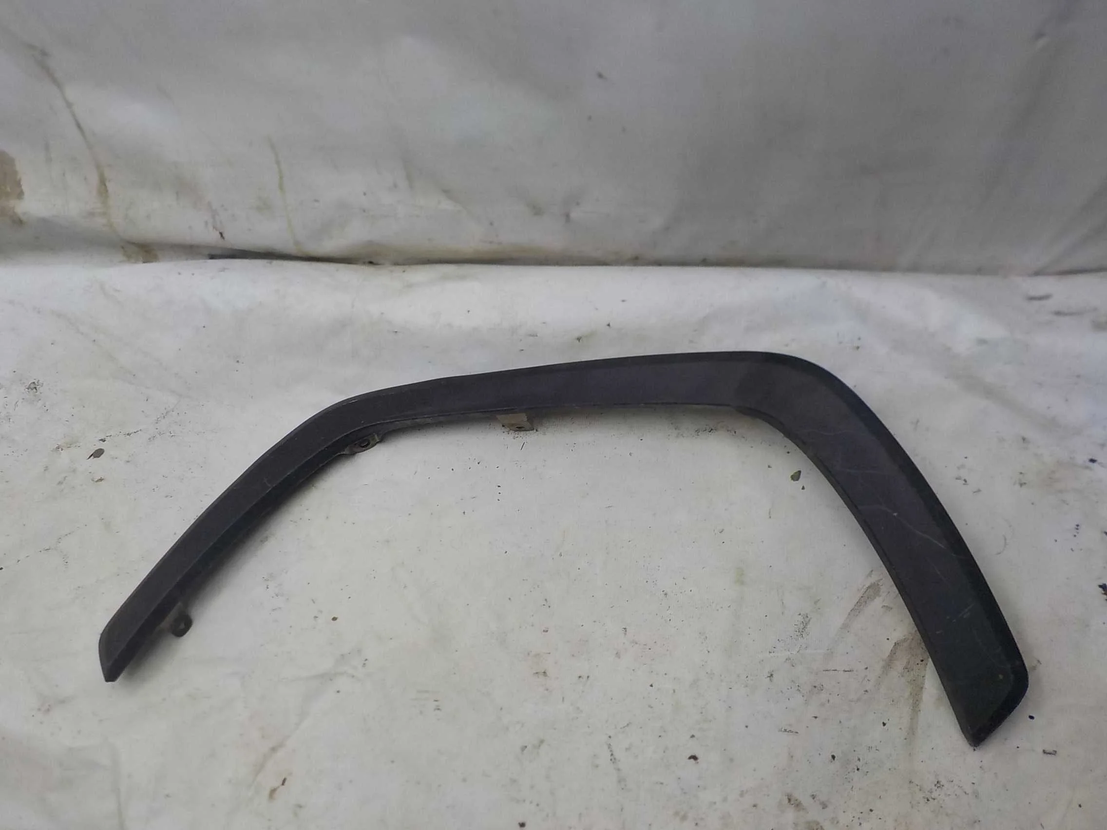 Накладка на крыло Toyota RAV4 V (2018—2025) Перед Лево