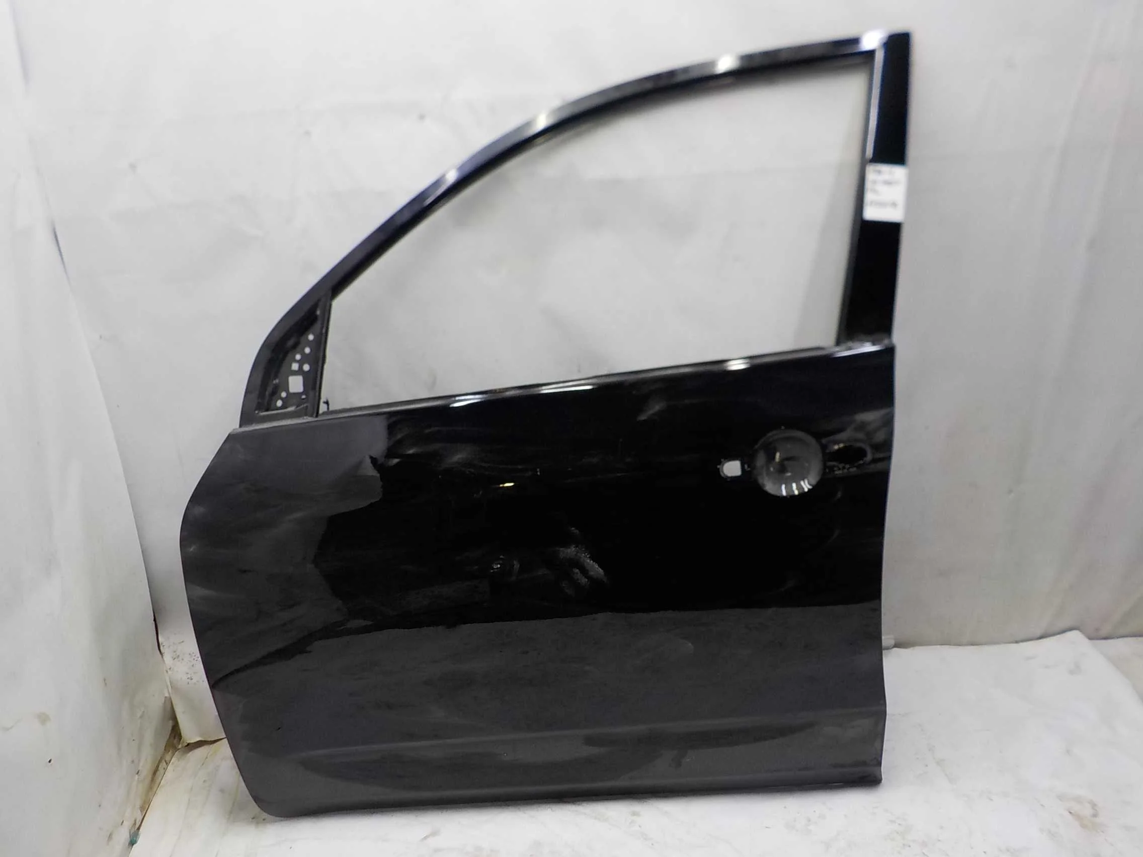 Дверь Toyota RAV4 III (2005—2010) Перед Лево