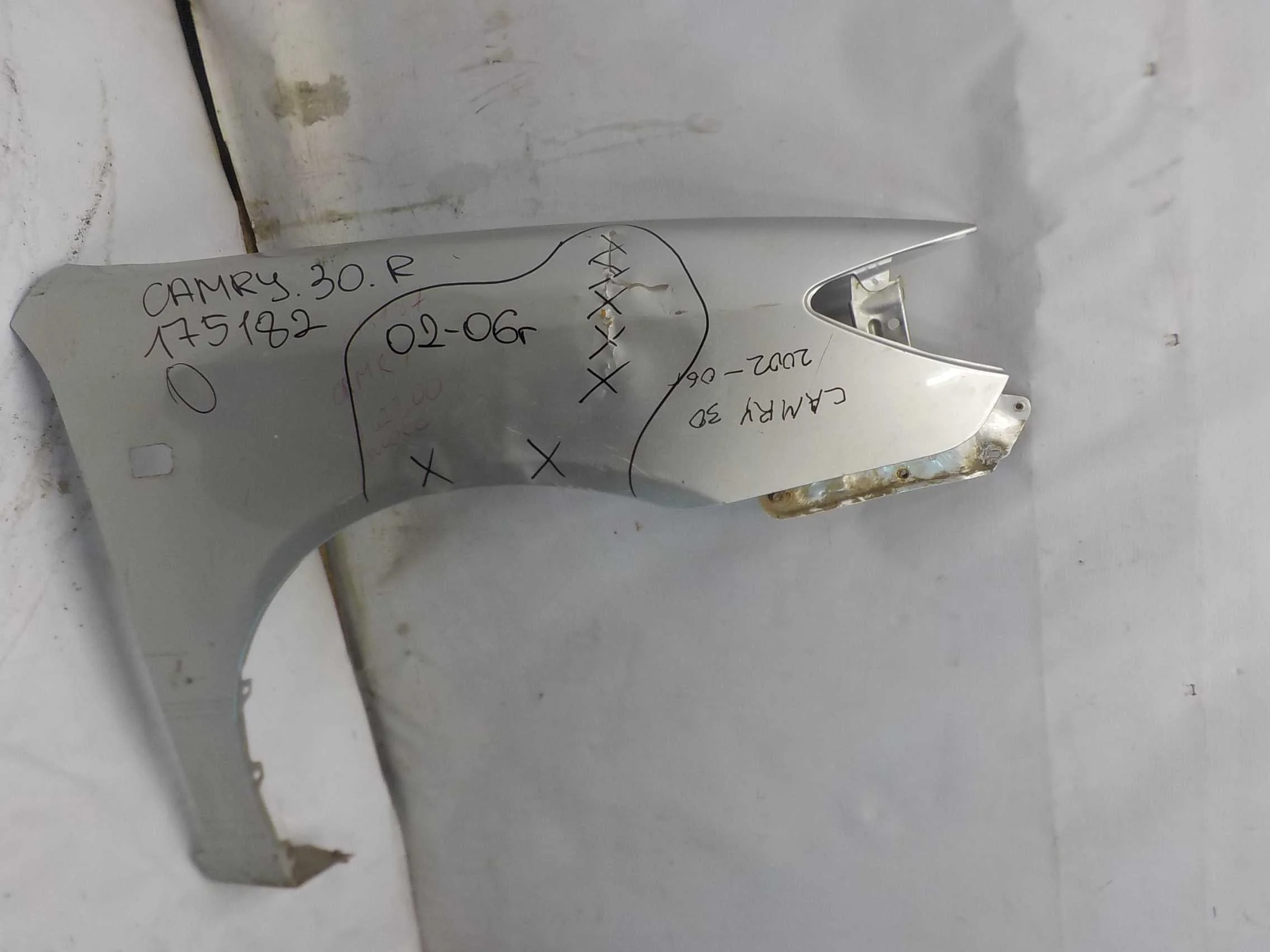 Крыло Toyota Camry XV30 (2001—2006) Перед Право