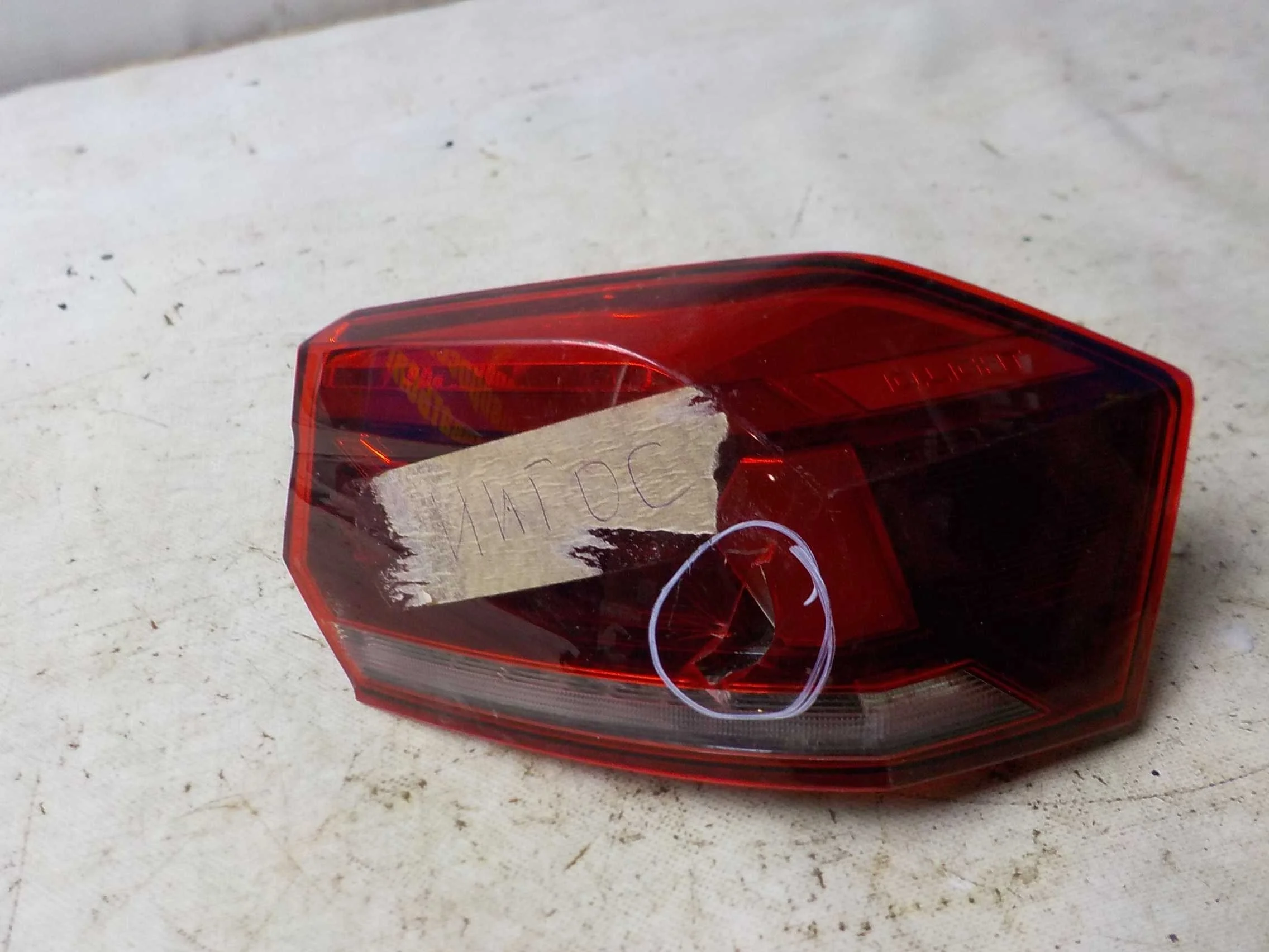 Фонарь Volkswagen Polo VI (2020—2023)  Право