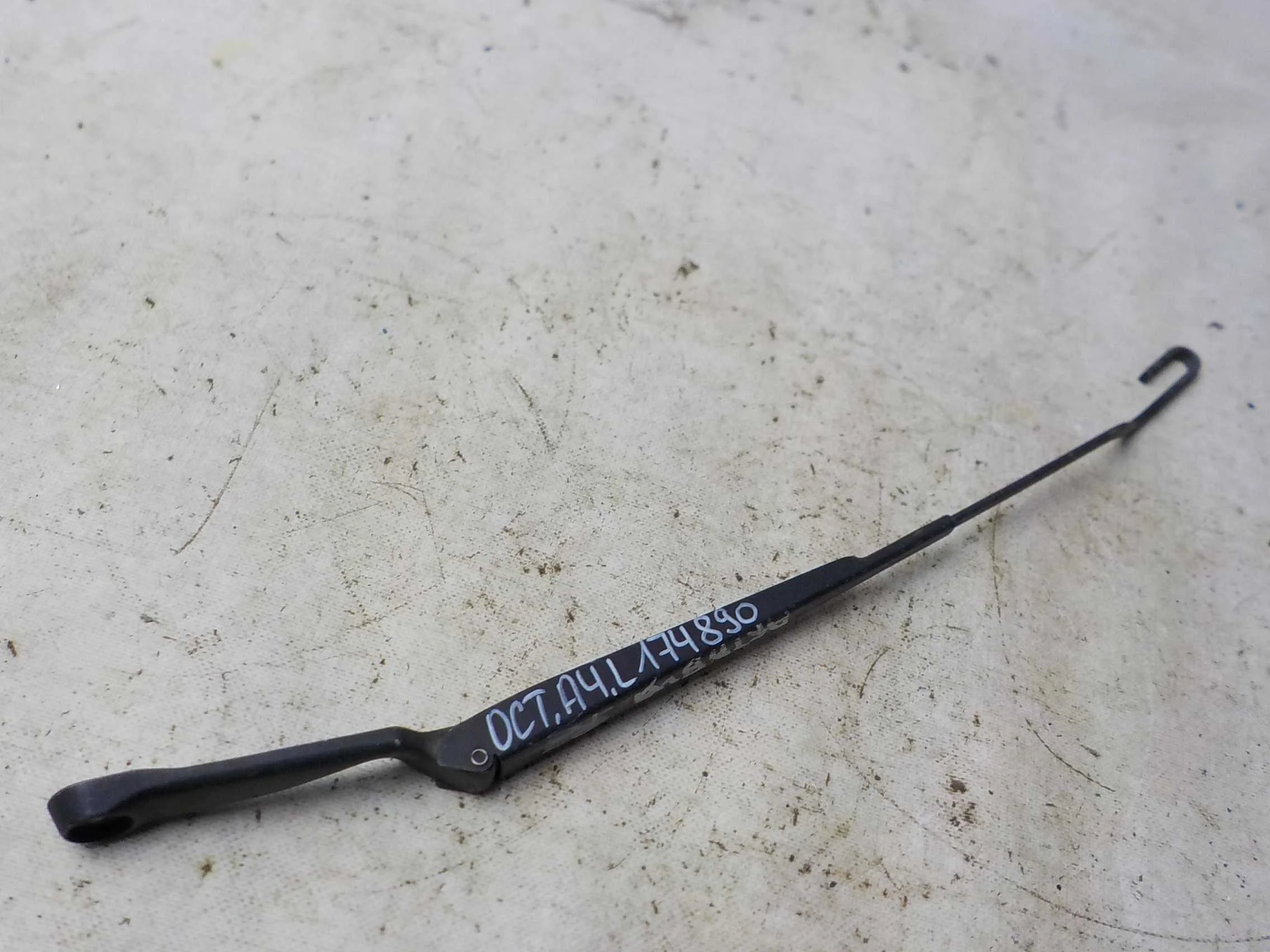 Поводок стеклоочистителя Skoda Octavia I (1996—2000) Перед Лево