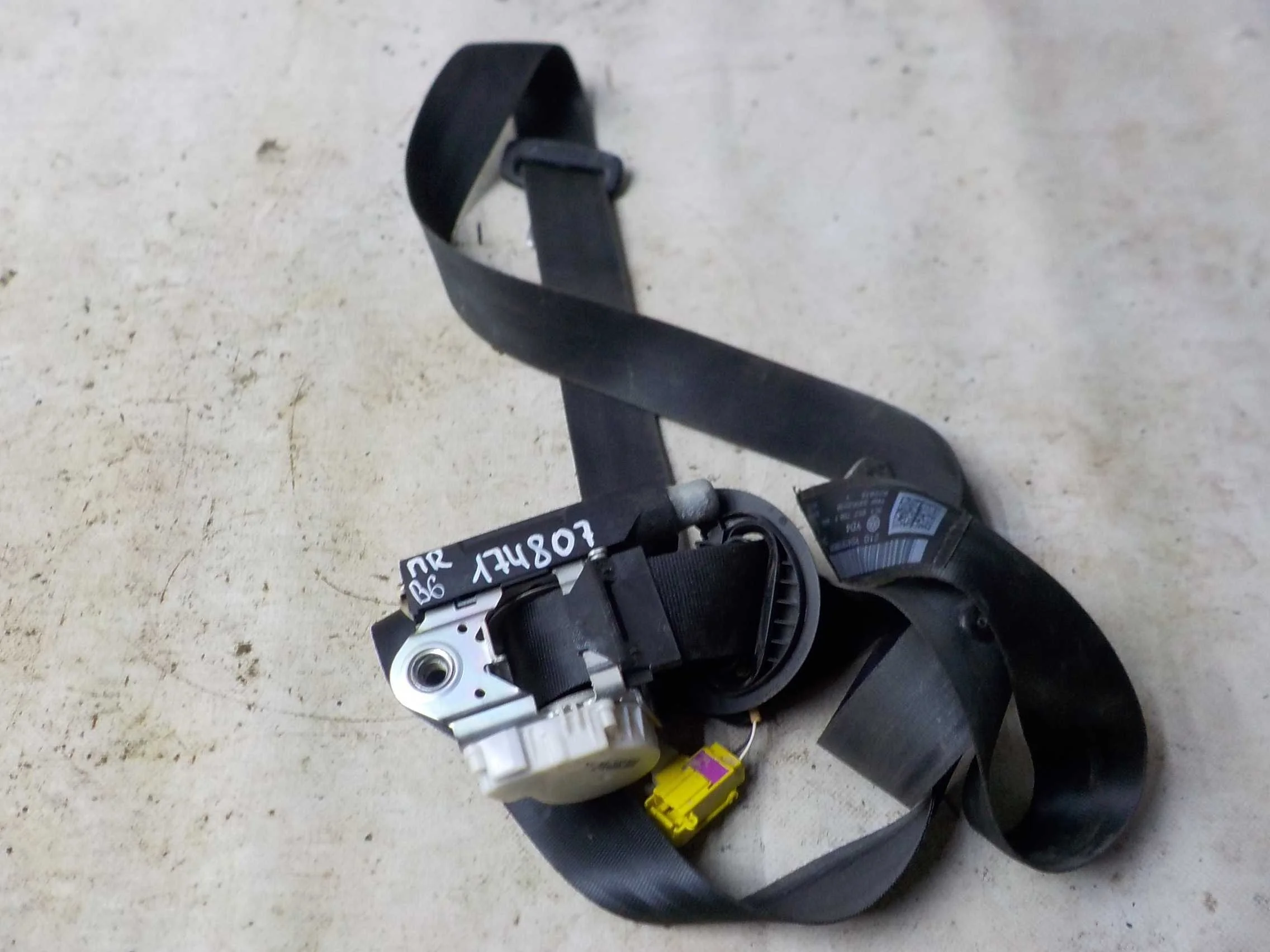 Ремень безопасности Volkswagen Passat CC B6 (2008—2012) Перед Право