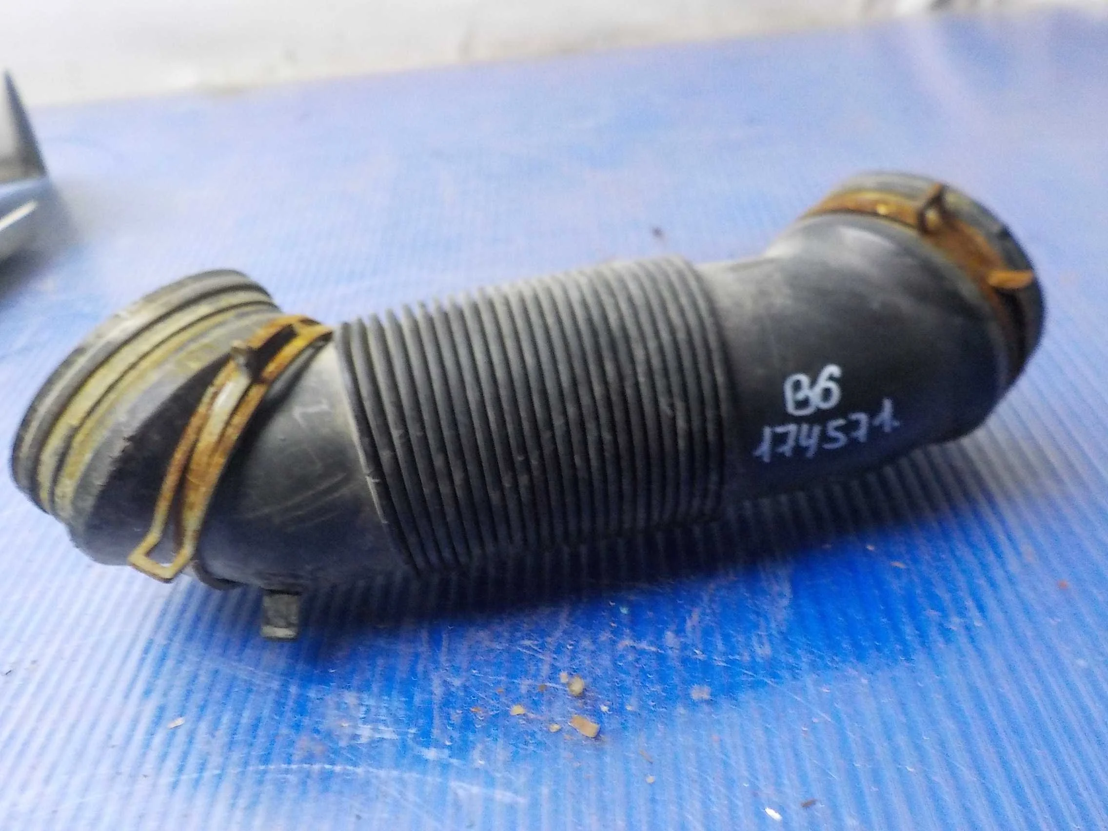 Гофра воздушного фильтра Volkswagen Golf Mk5 (2003—2009)