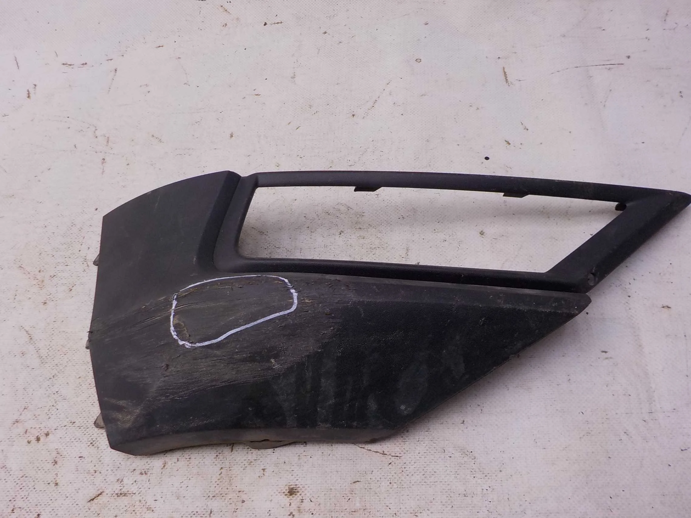 накладка на бампер Volkswagen Tiguan II (2016—2020) Перед Право