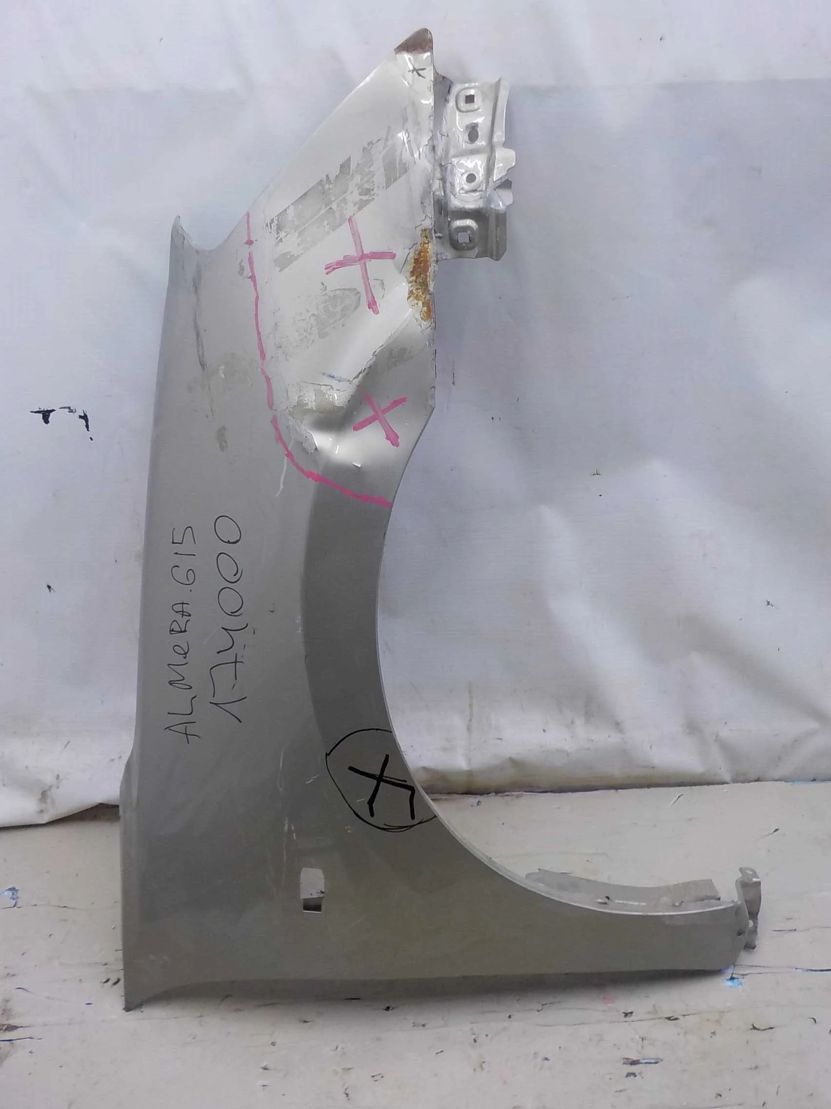 Крыло Nissan Almera G15 (2012—2018) Перед Право