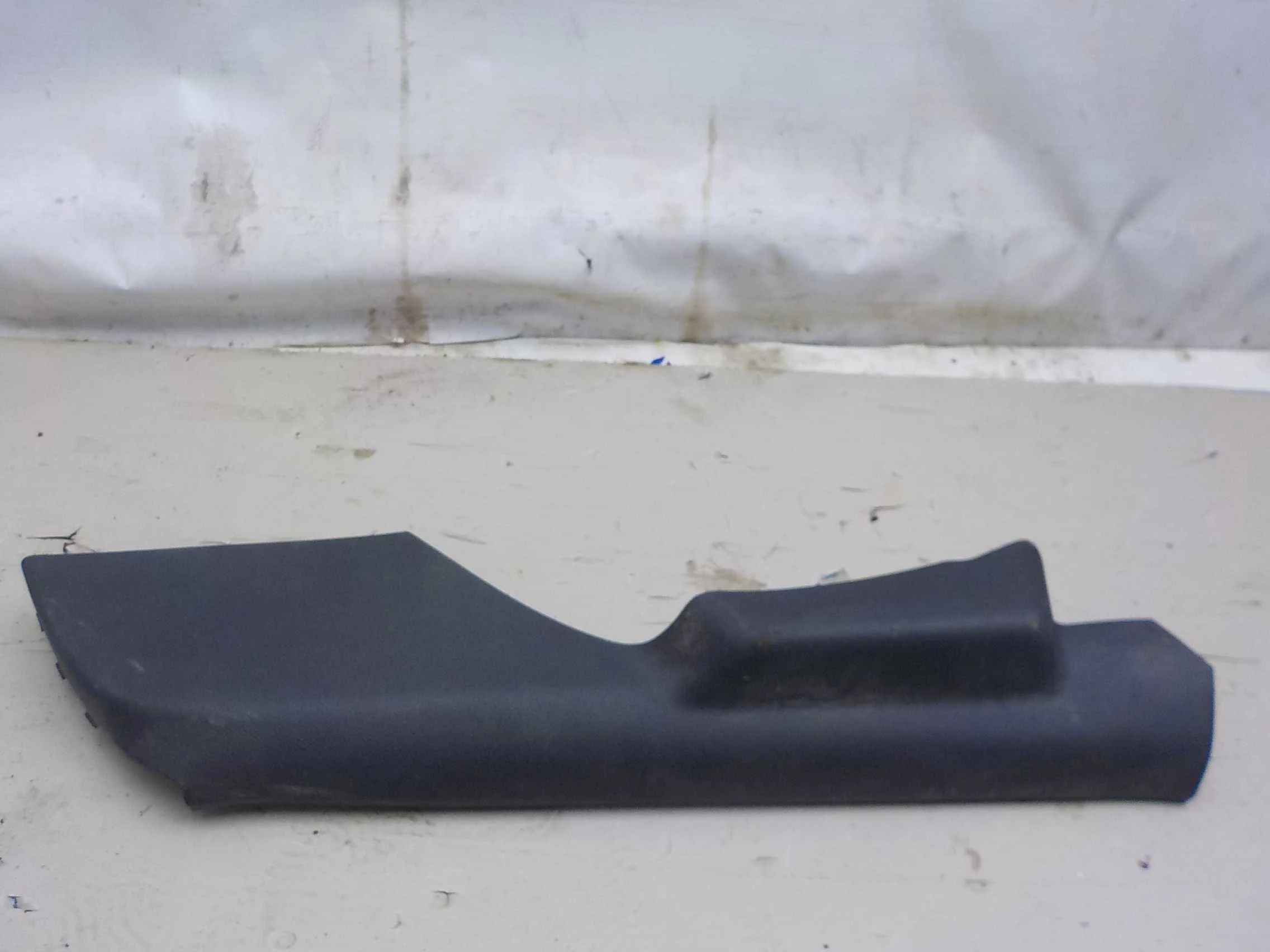 накладка на порог внутренняя Volkswagen Polo V (2009—2015) Зад Право