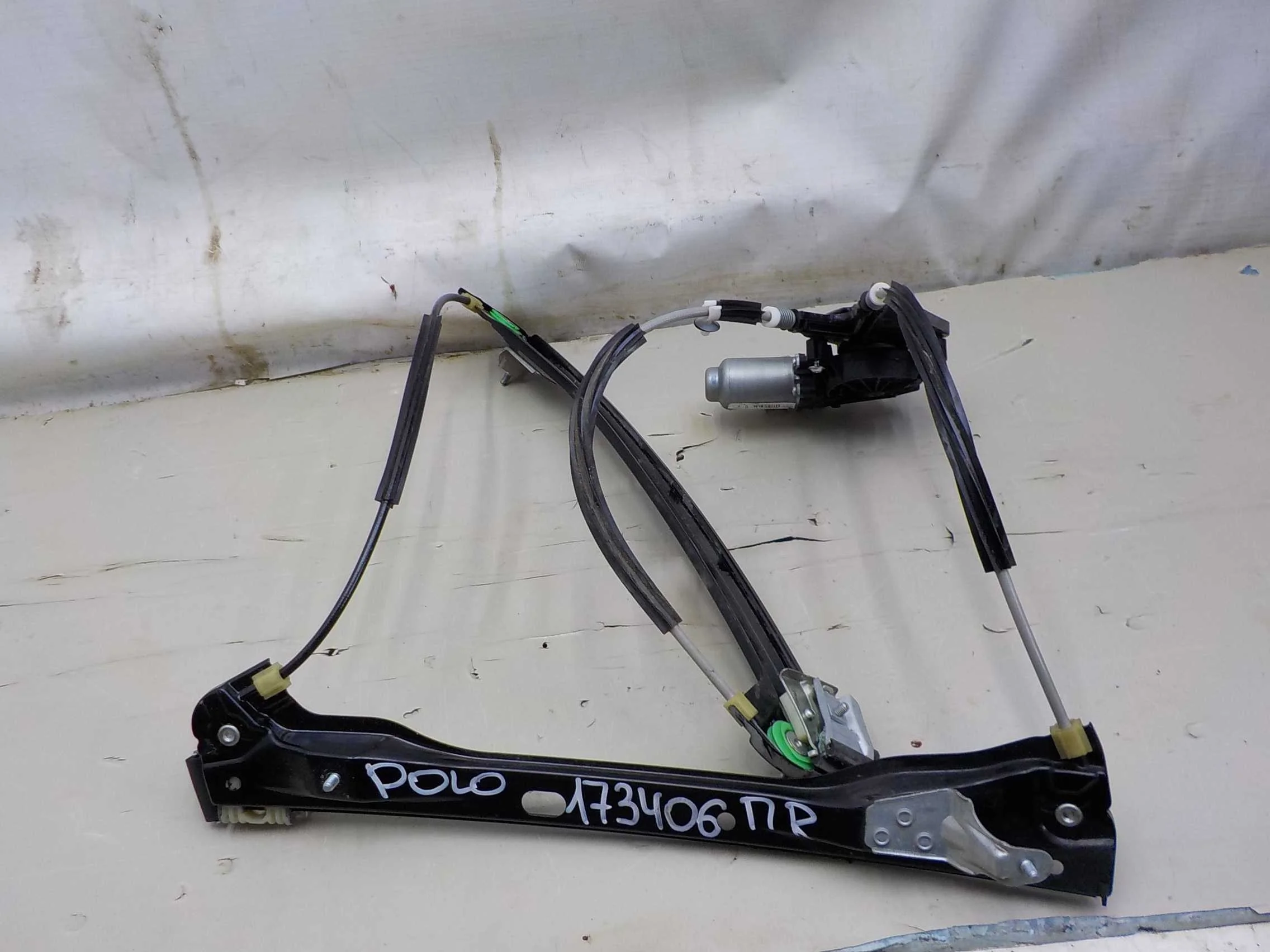Стеклоподъемник Volkswagen Polo V (2009—2015) Перед Право