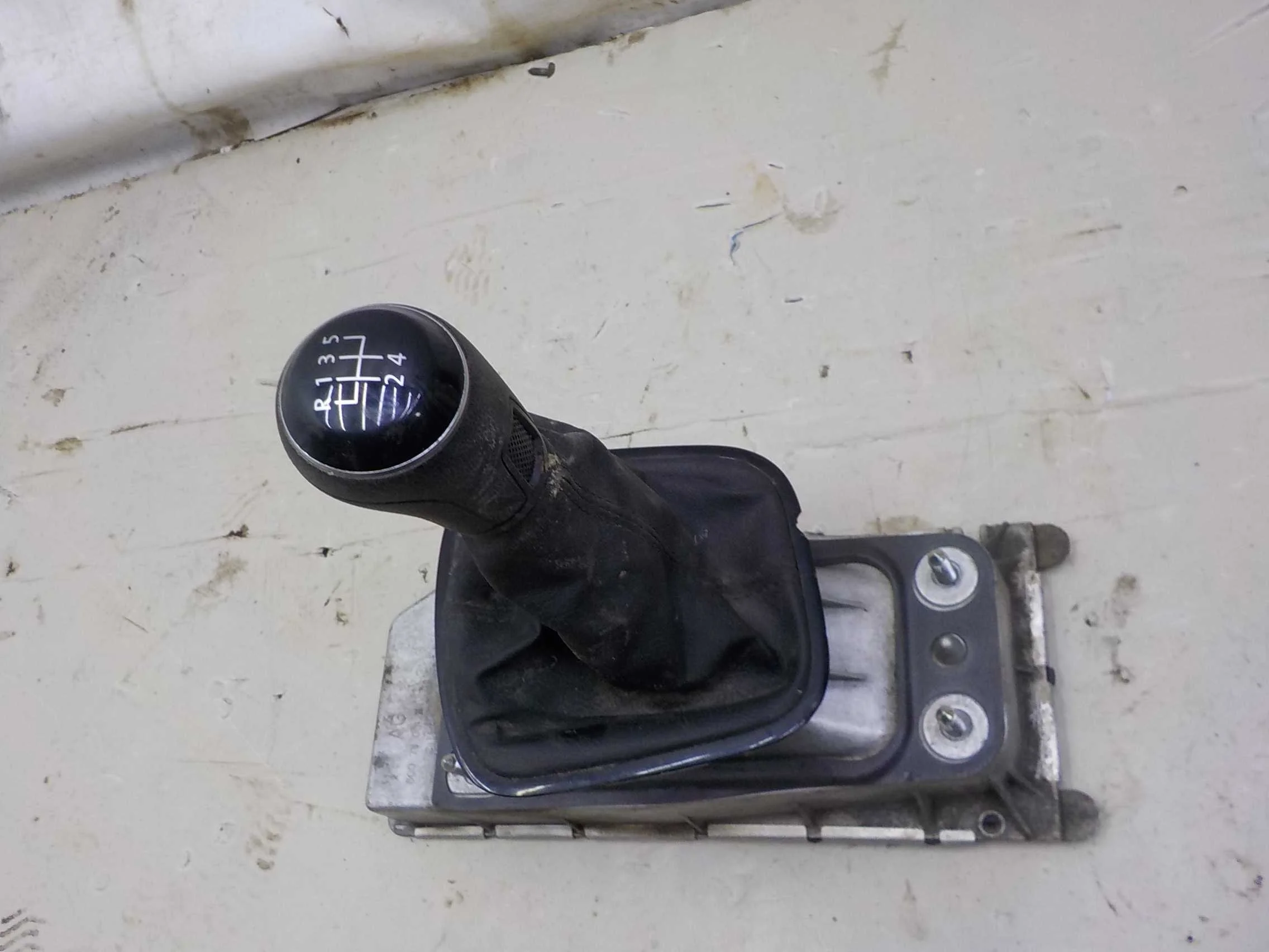 рычаг переключения кпп Volkswagen Polo V (2009—2015)