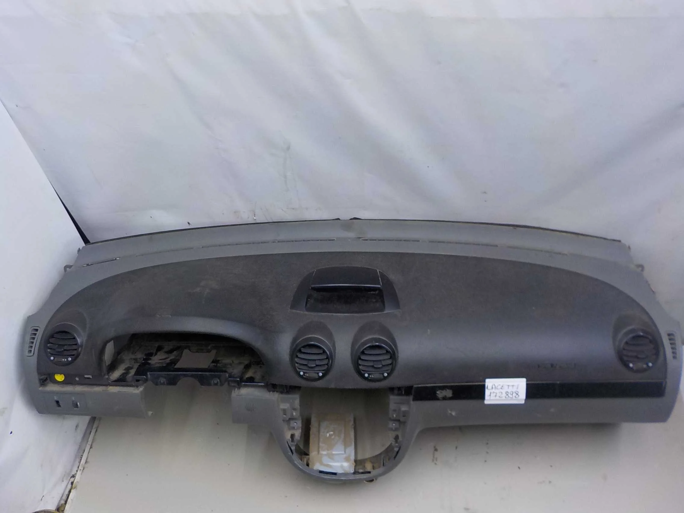 Торпедо Chevrolet Niva I (2002—2009)