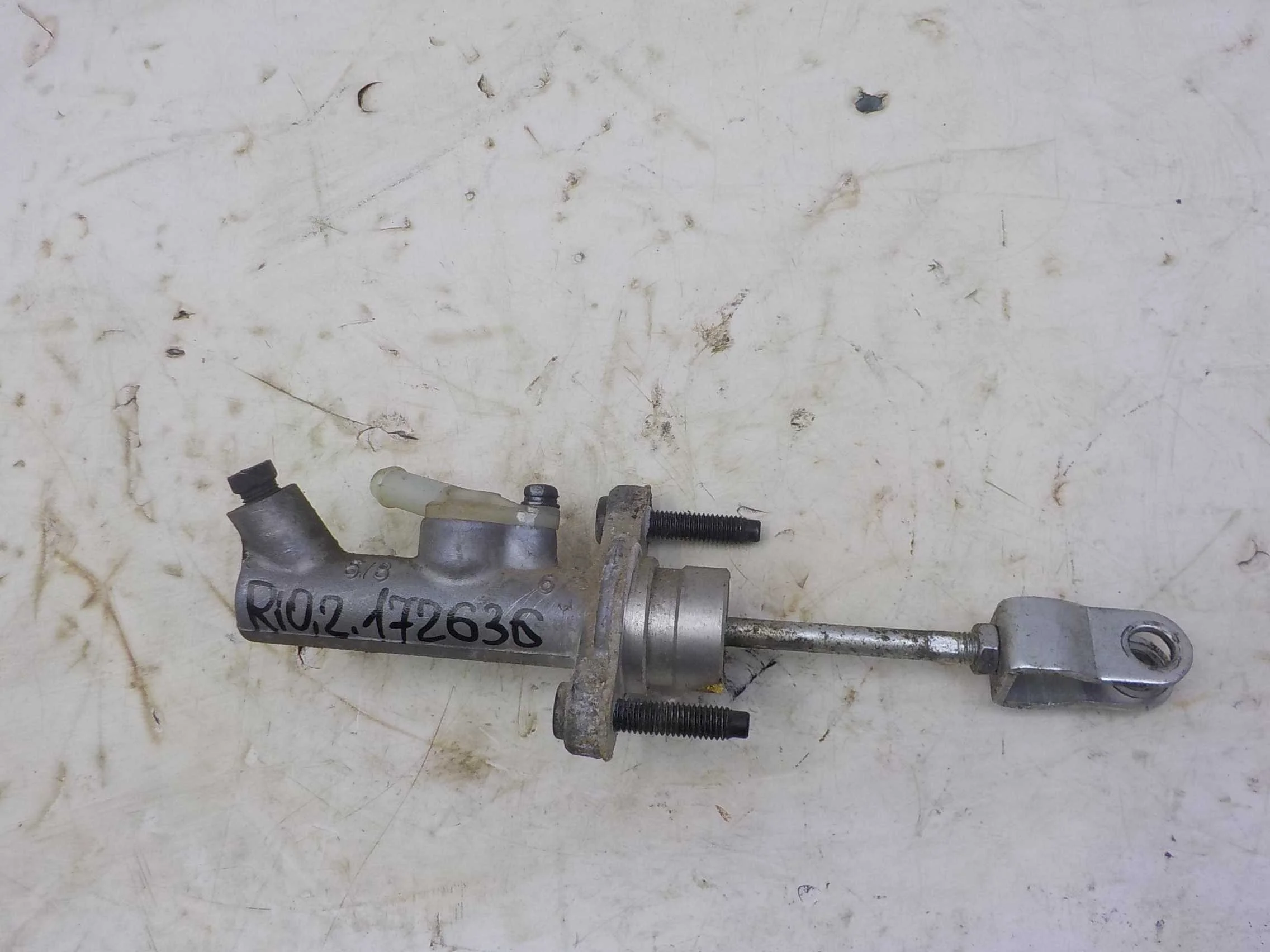 главный цилиндр сцепления Kia Rio II рестайлинг (2009—2011)