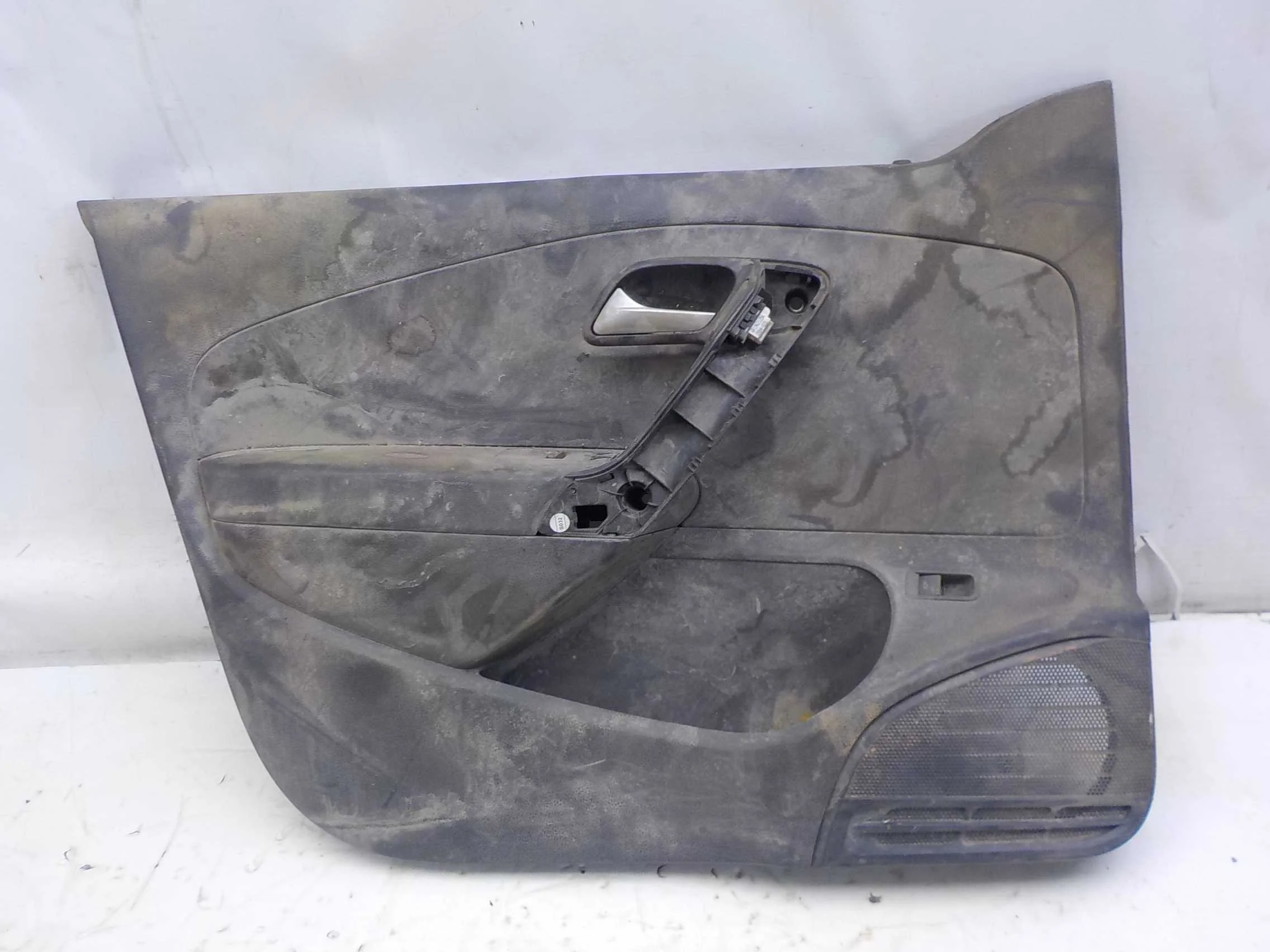 Обшивка двери Volkswagen Polo V (2009—2015) Перед Лево