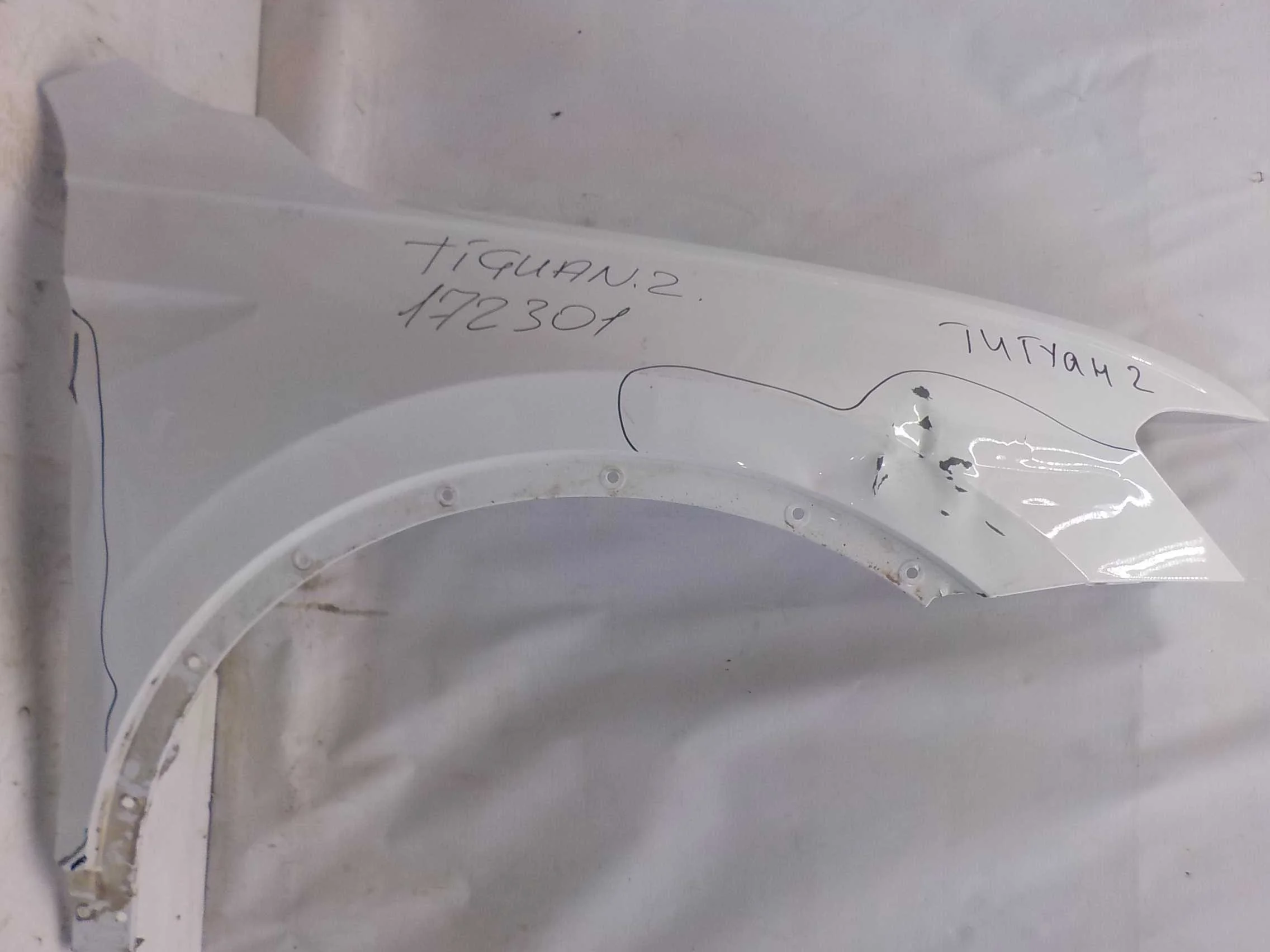 Крыло Volkswagen Tiguan II (2016—2020) Перед Право