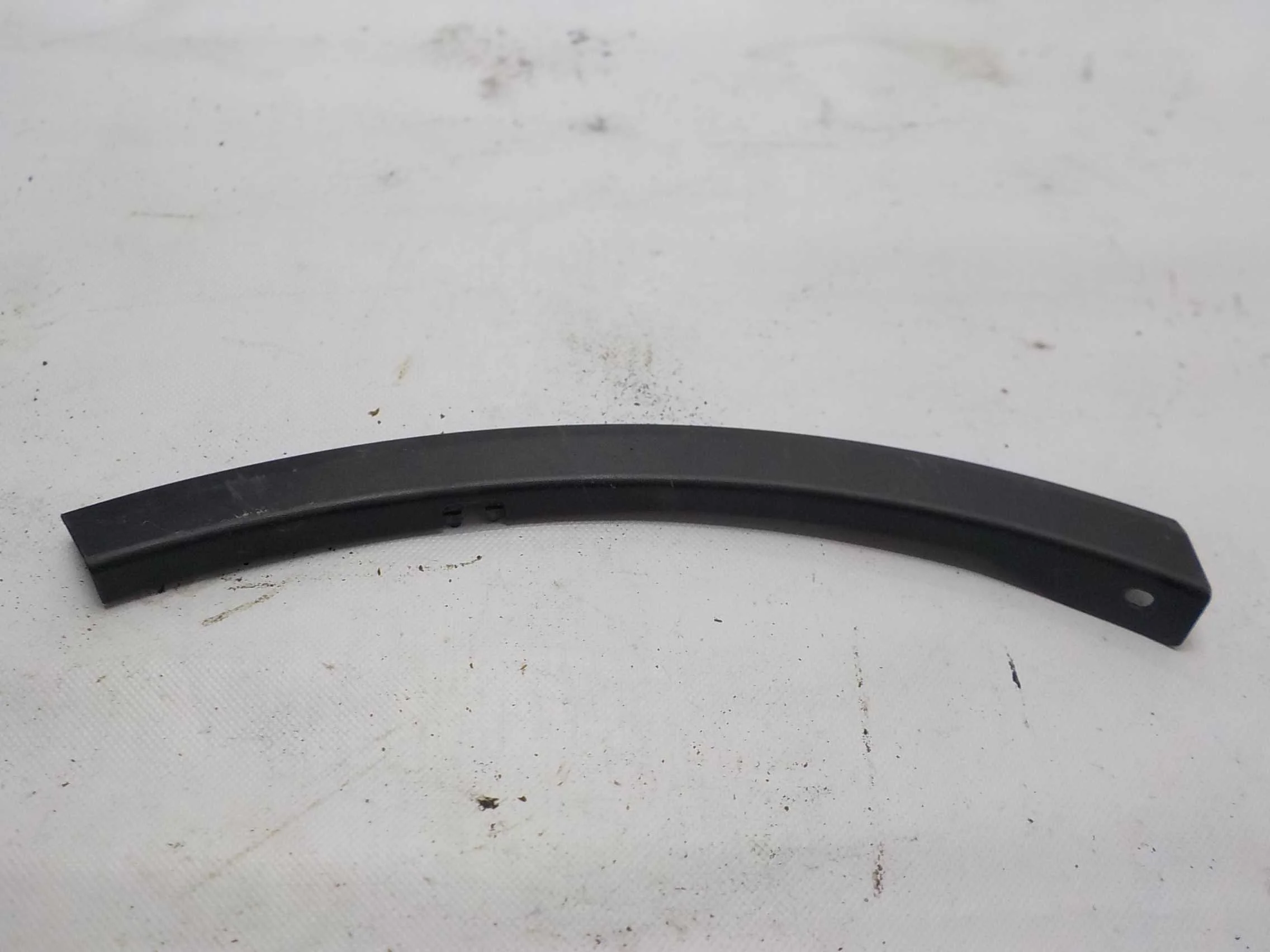 накладка на бампер Toyota RAV4 IV (2012—2015) Перед Лево