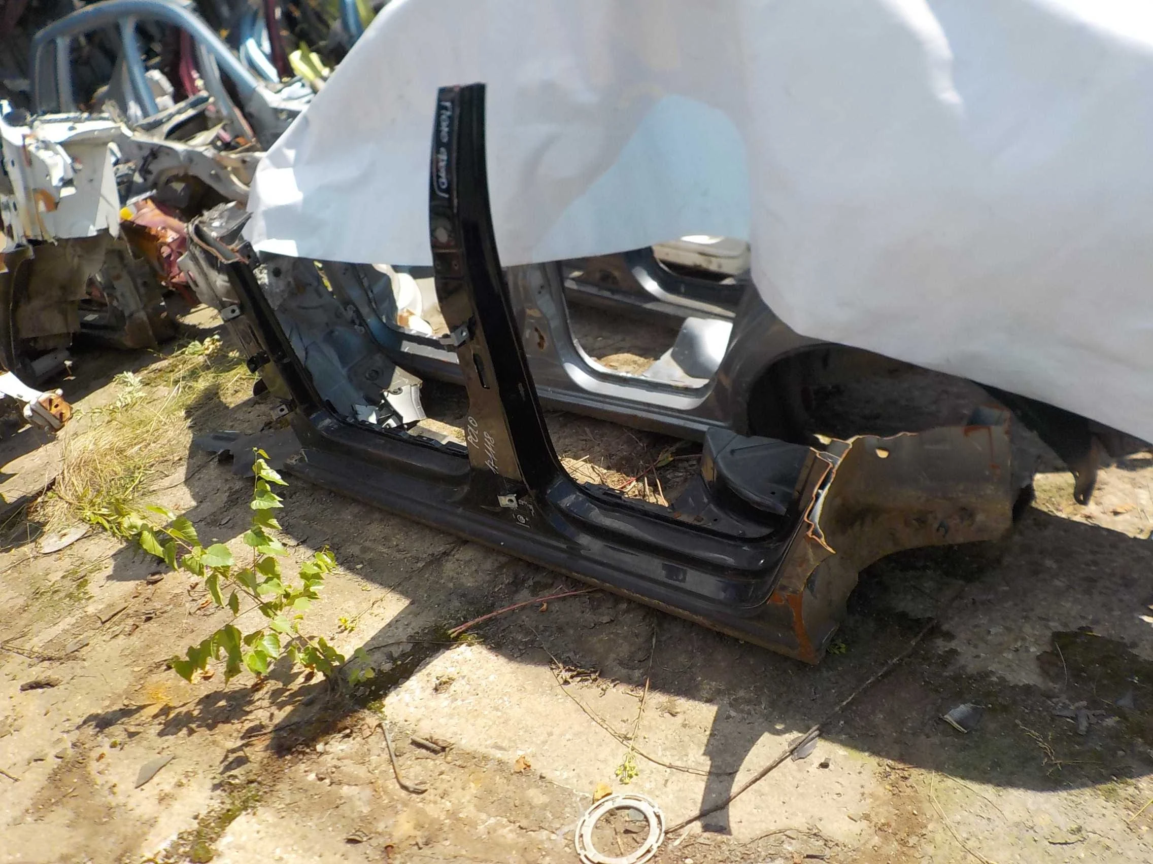 боковина кузова Volkswagen Polo V (2009—2015)  Лево