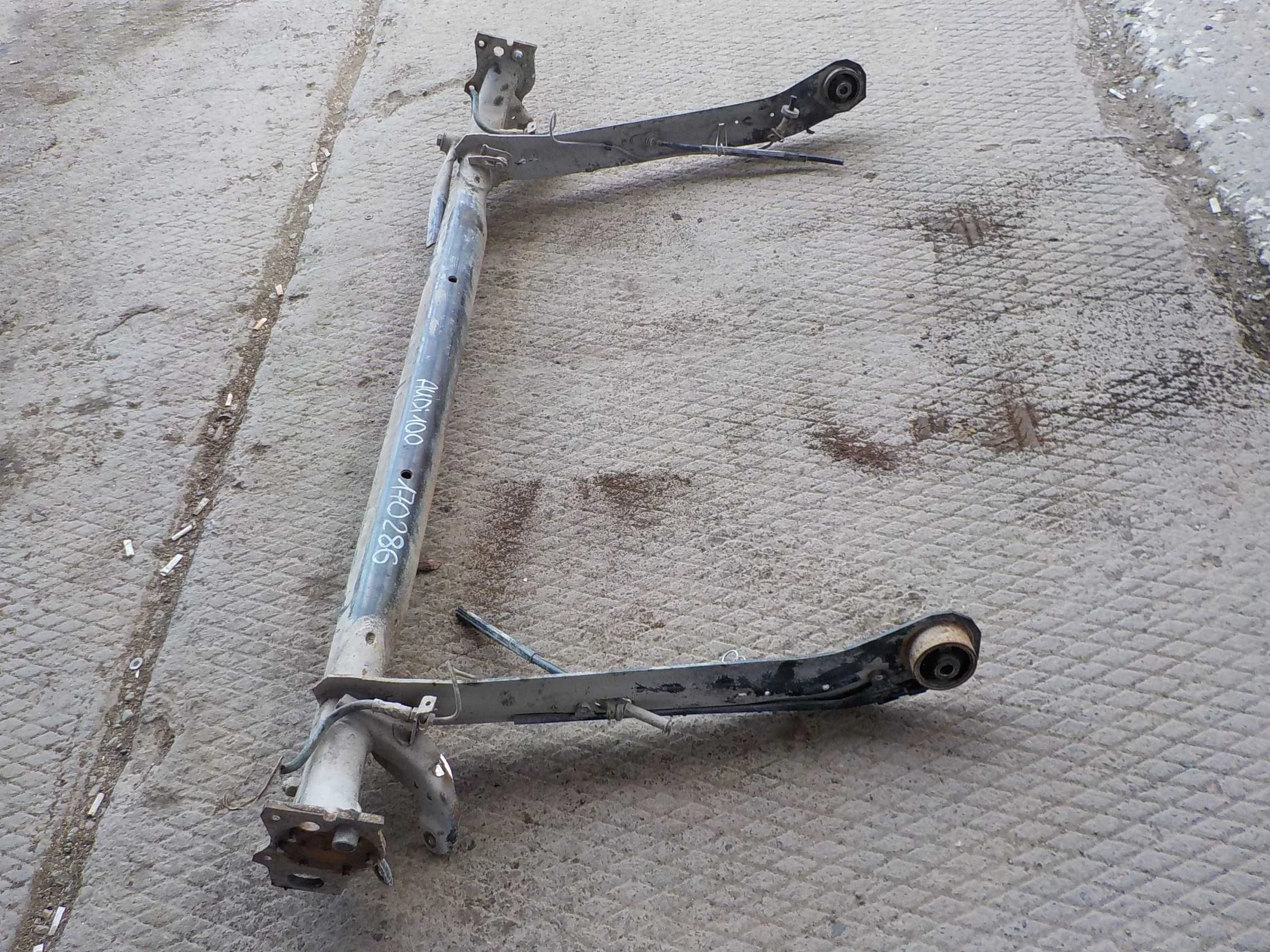 Балка задняя Audi A6 C4 (1994—1997) Зад