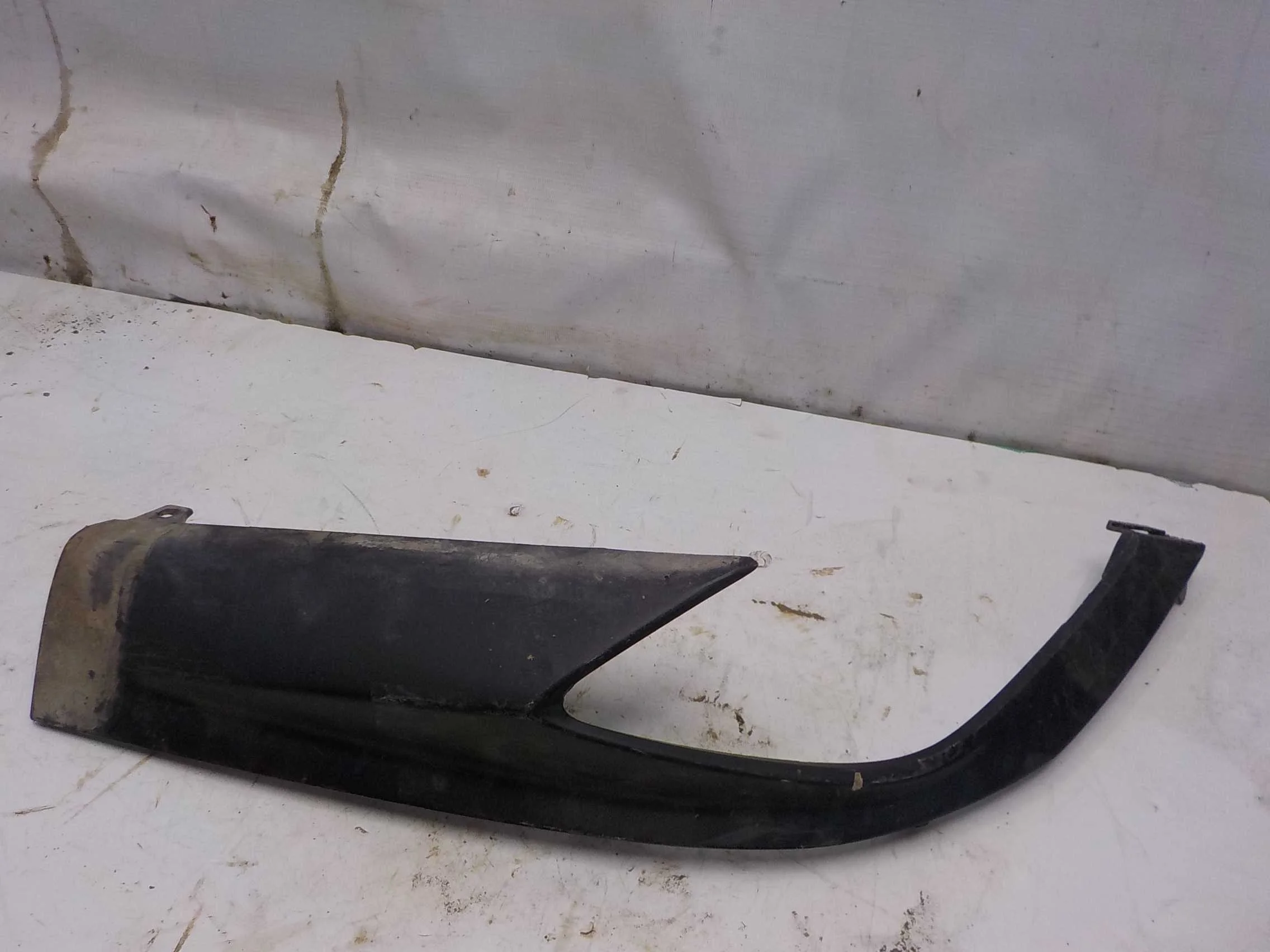 накладка на бампер Lexus RX IV (2015—2019) Зад Лево