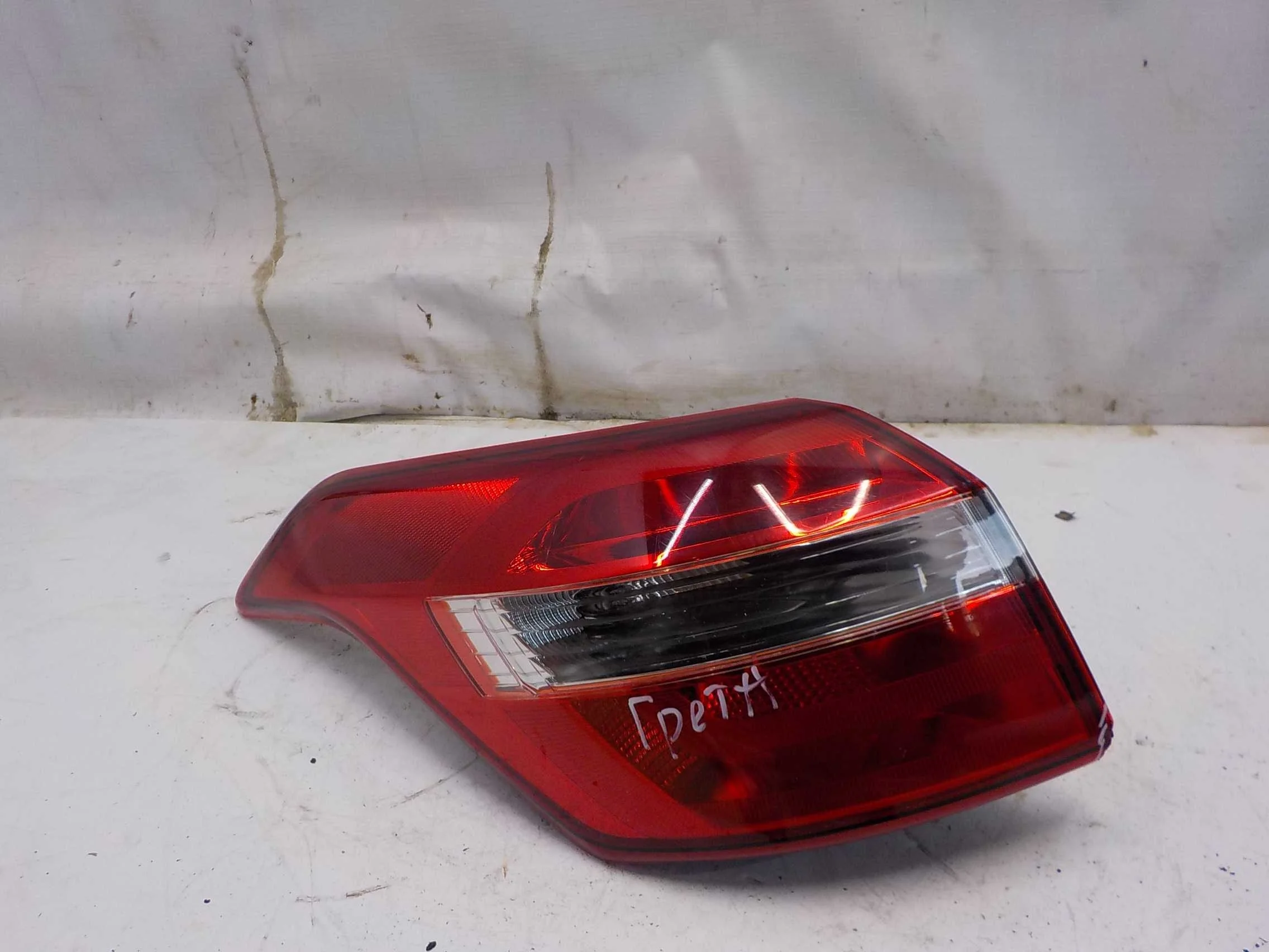 Фонарь Hyundai Creta I (2016—2020)  Лево