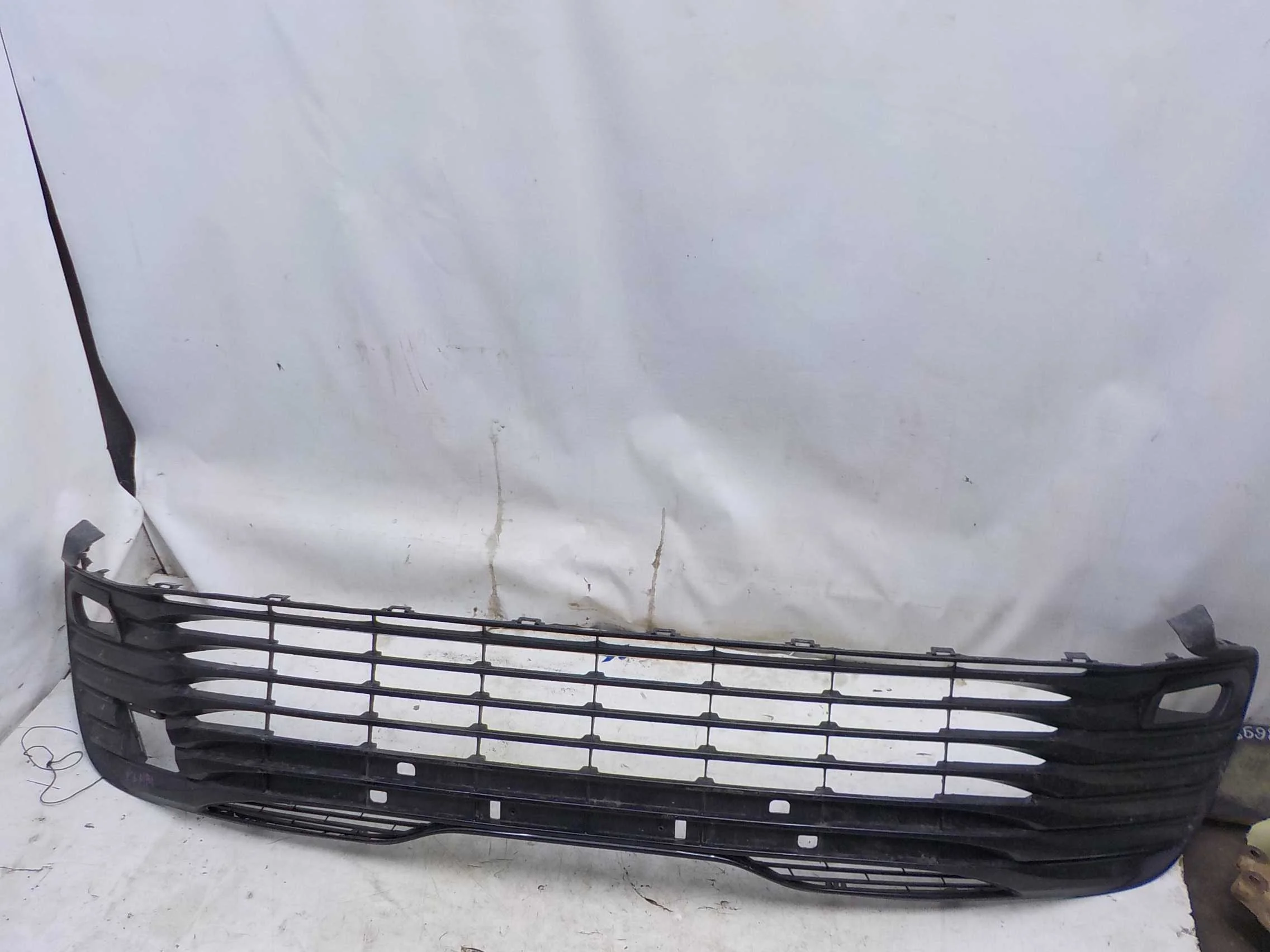 решетка бампера Toyota Camry XV70 (2017—2021) Перед