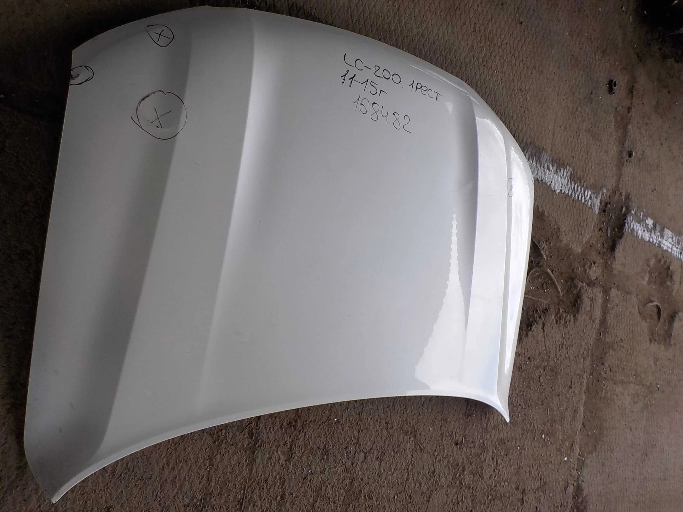 Капот Toyota Land Cruiser 200 (2007—2012)