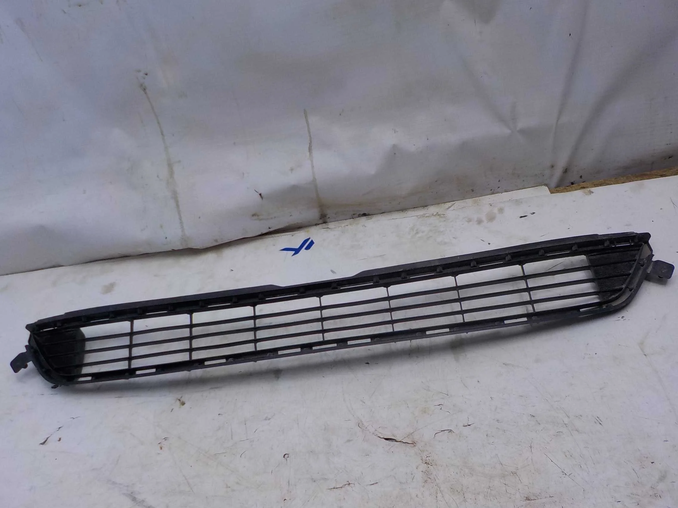 решетка бампера Toyota RAV4 IV (2012—2015) Перед