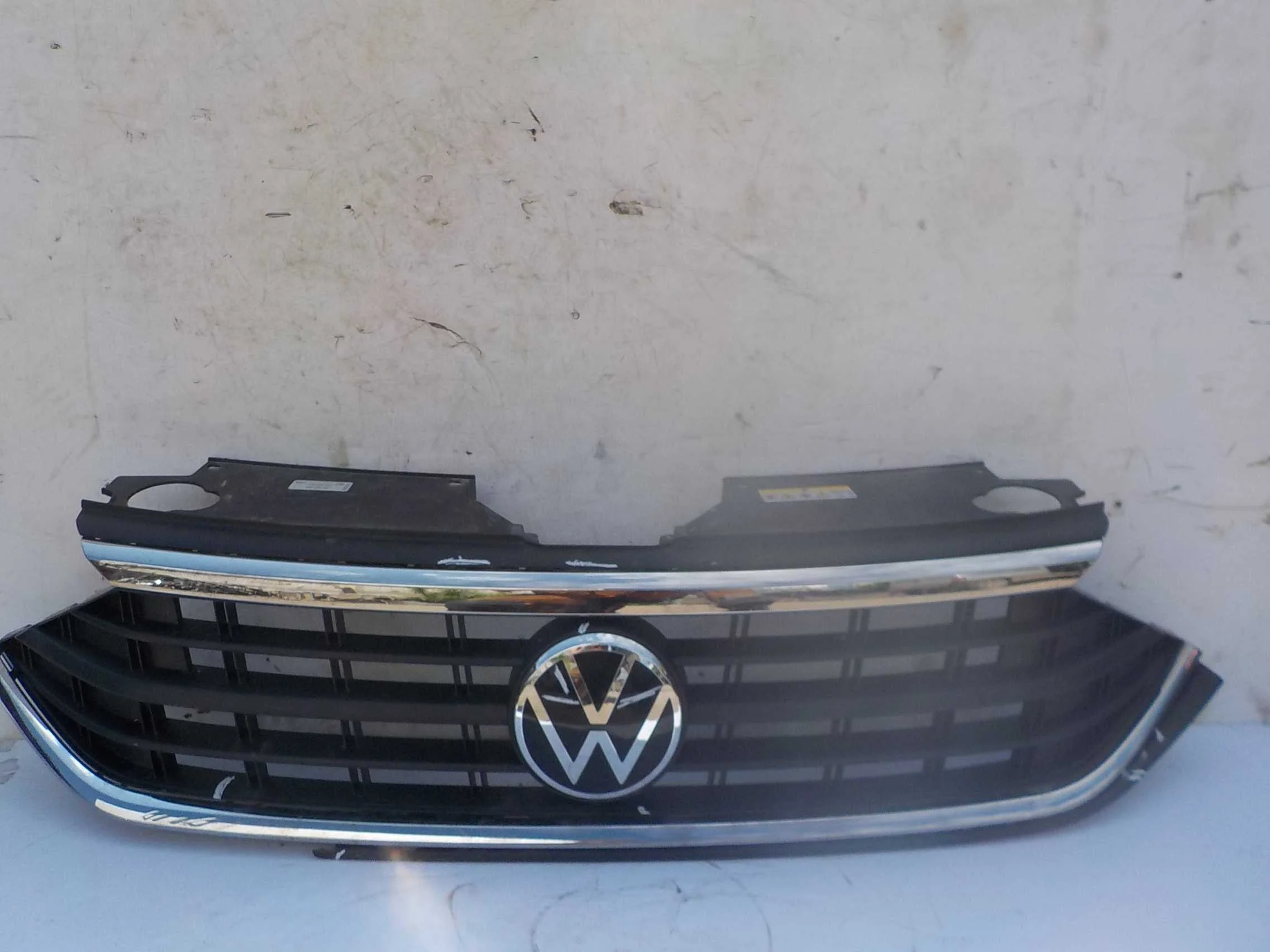 Решетка радиатора Volkswagen Polo V рестайлинг (2015—2020)