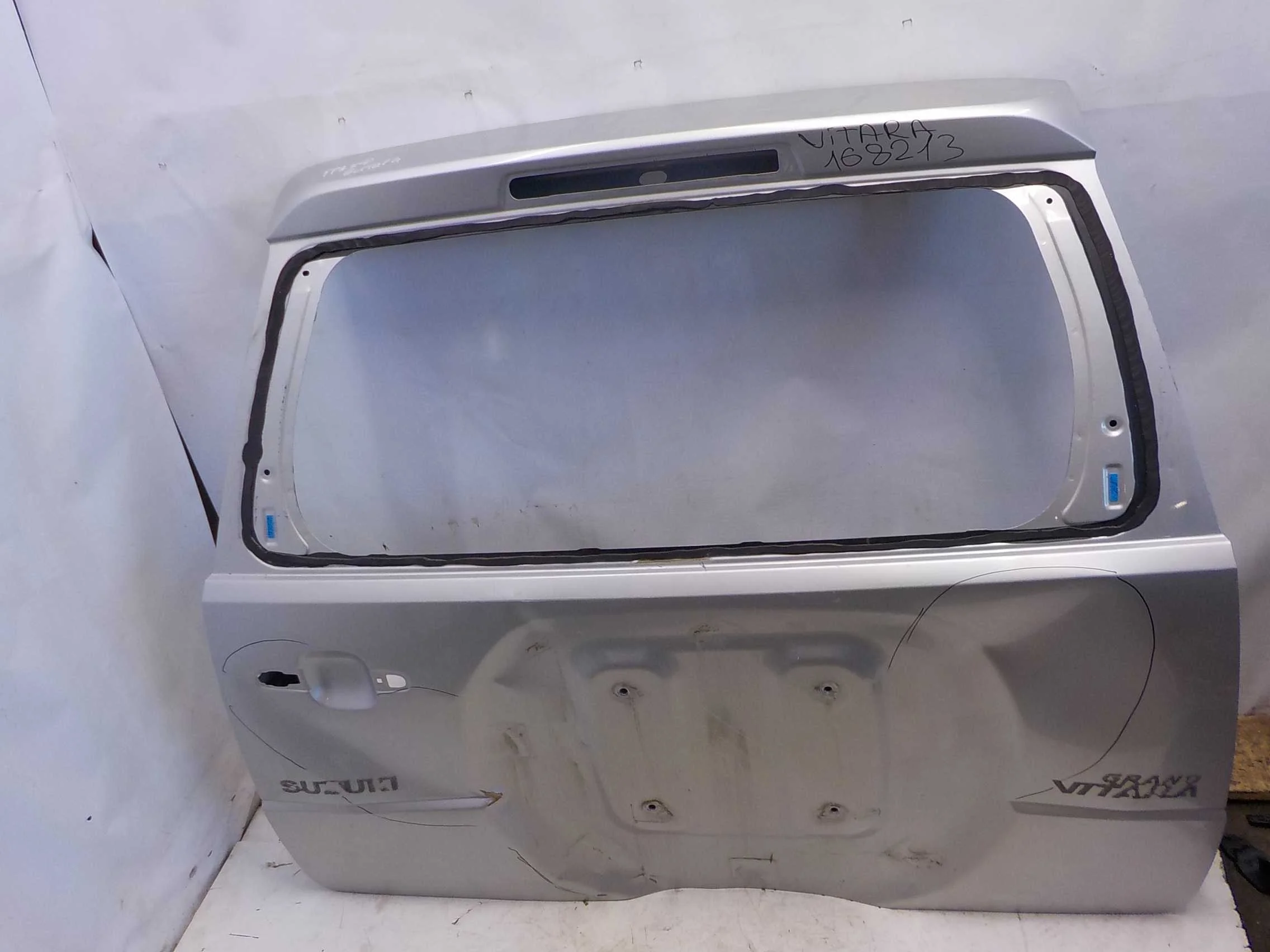 Крышка багажника Suzuki Grand Vitara II (2005—2008)