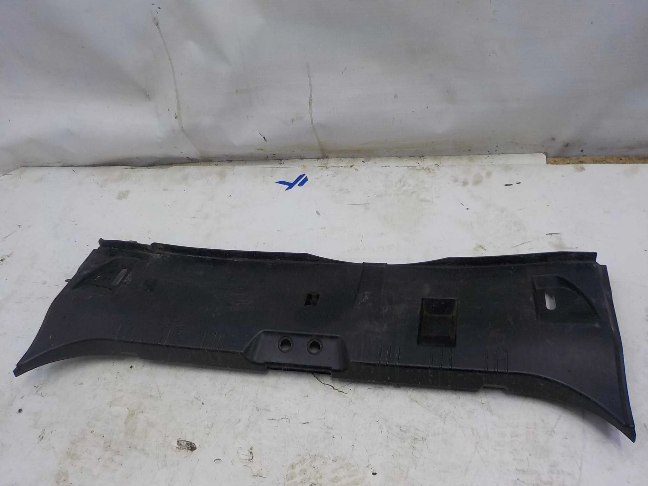 Накладка задней панели BMW 5 серия E60/E61 рестайлинг (2007—2010)