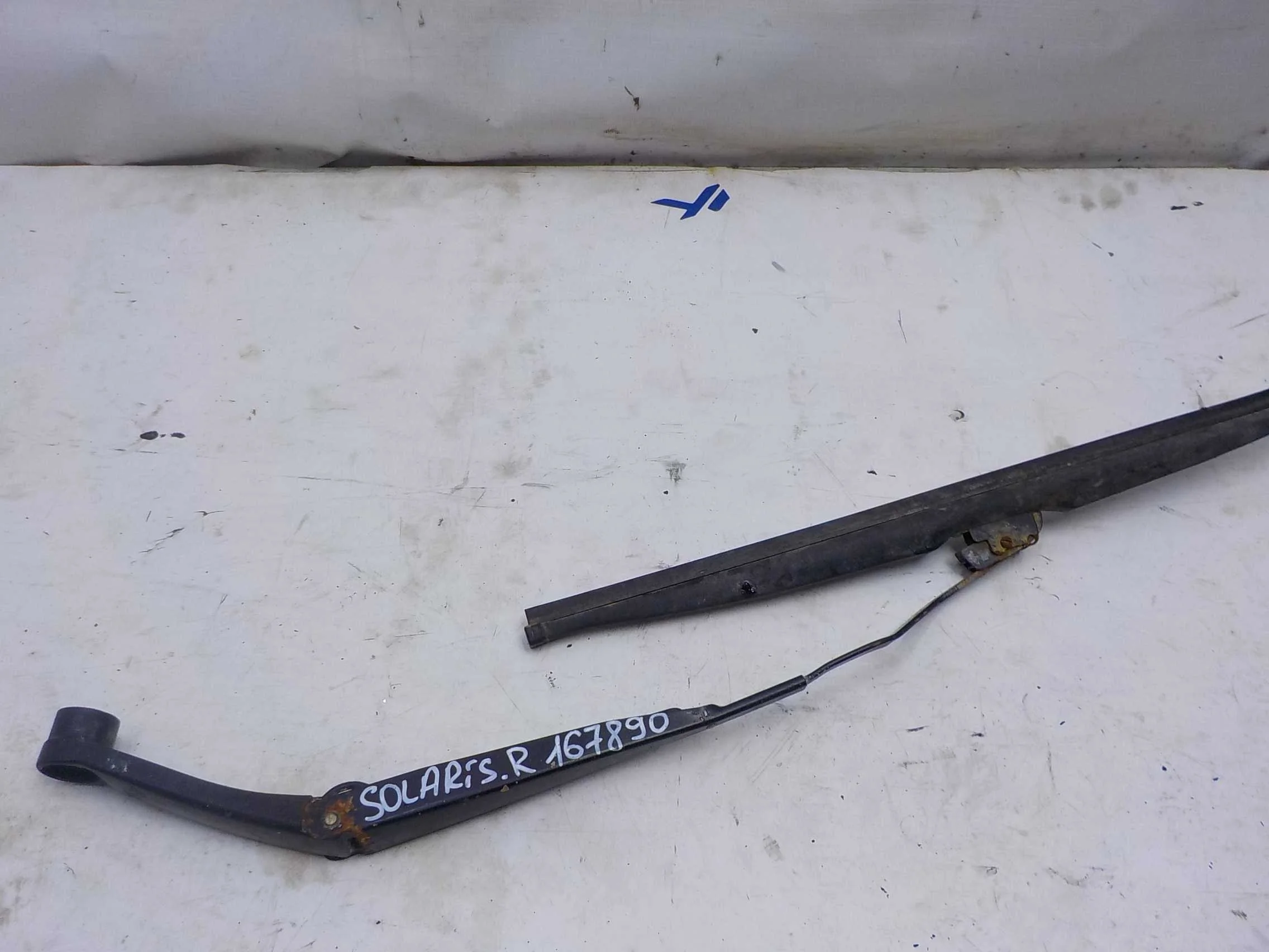 Поводок стеклоочистителя Hyundai Solaris I (2010—2014)  Право