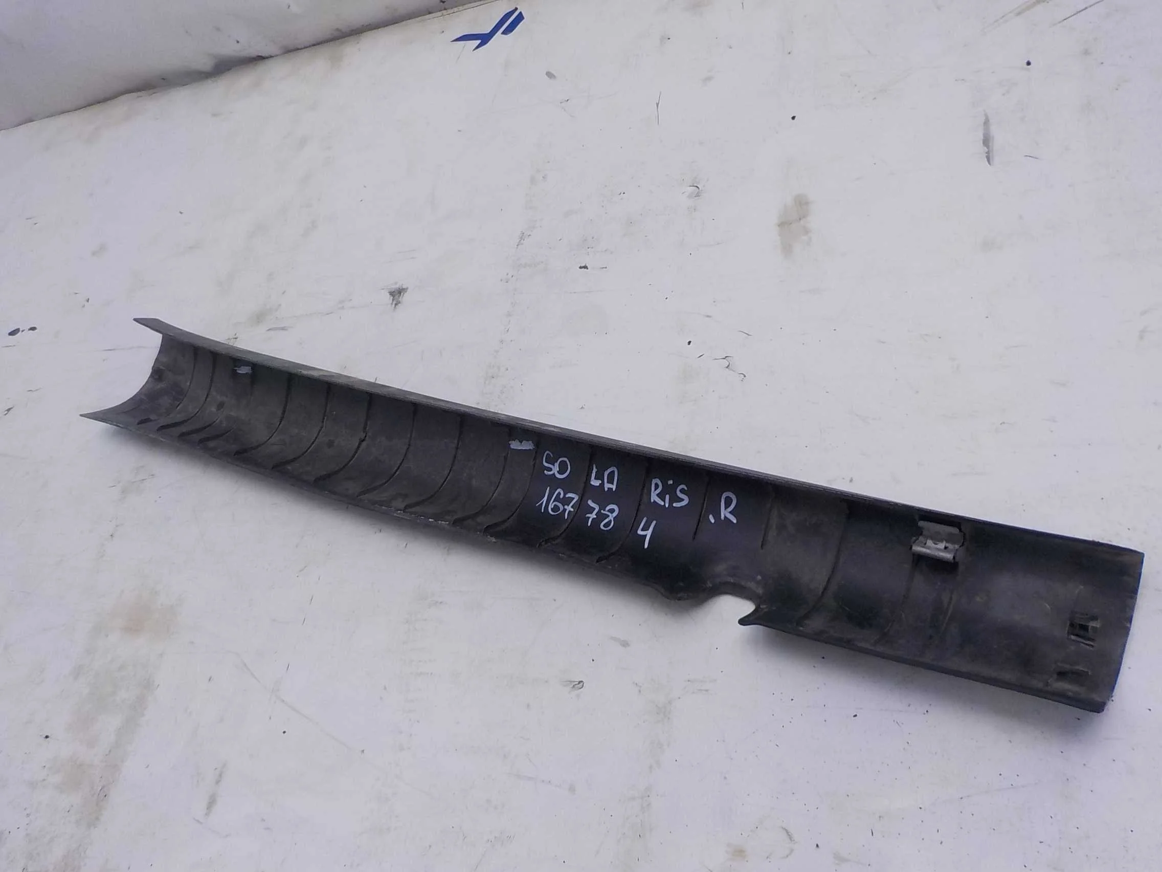 накладка на порог внутренняя Hyundai Solaris I (2010—2014) Перед Лево