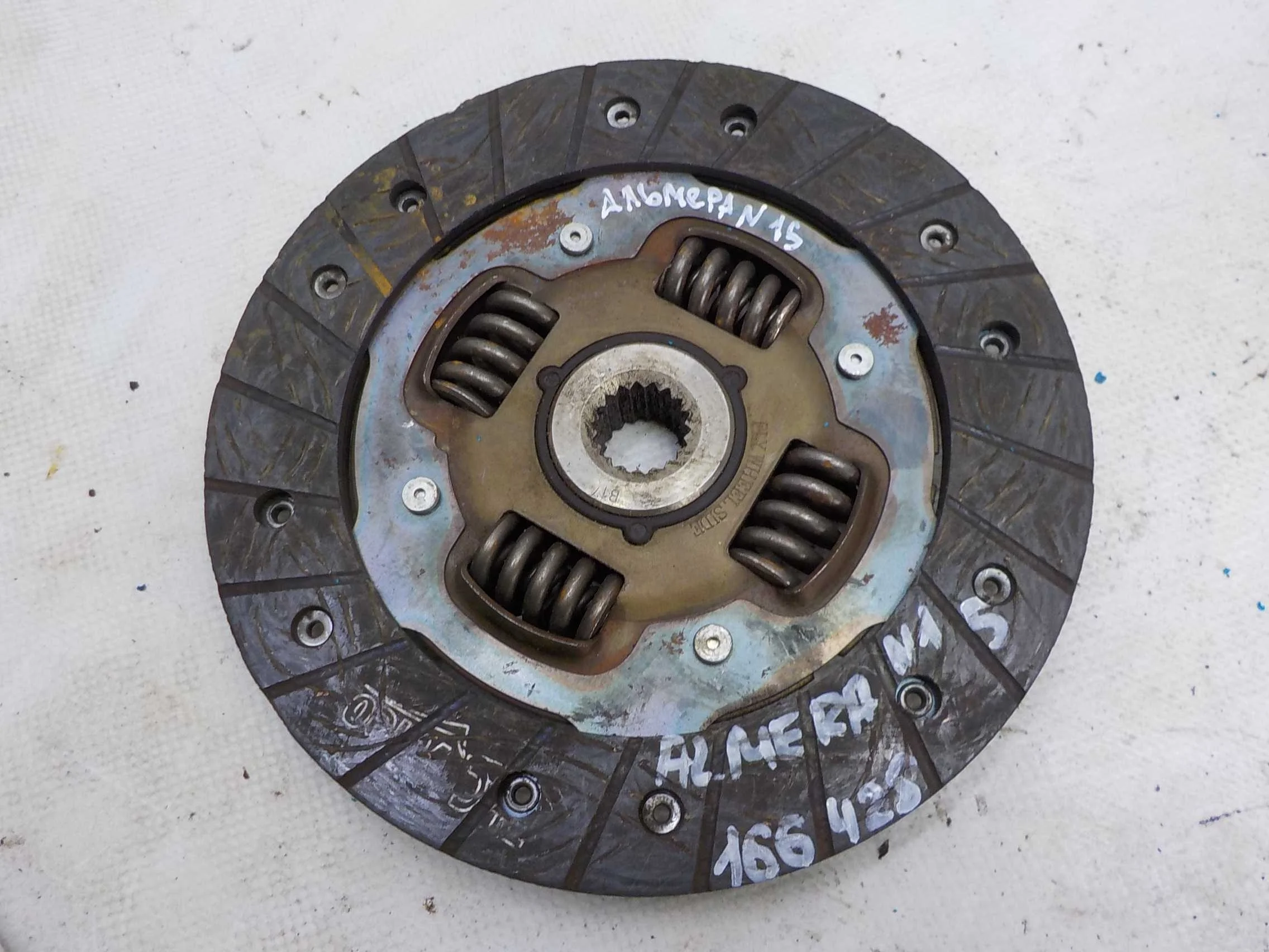 сцепление Nissan Primera P10 (1990—1995)