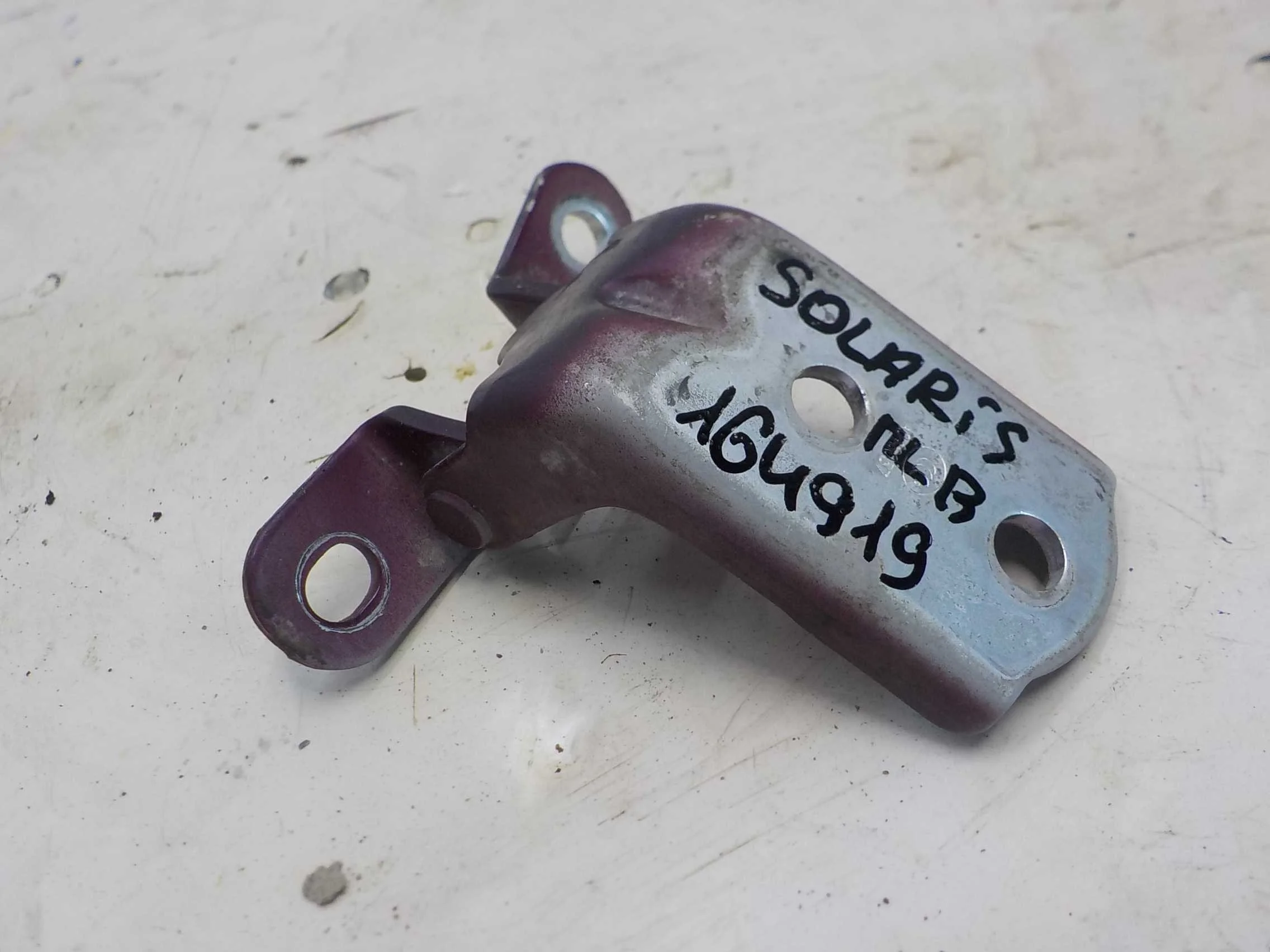 Петля двери Kia Rio III рестайлинг (2015—2017) Перед Лево Верх