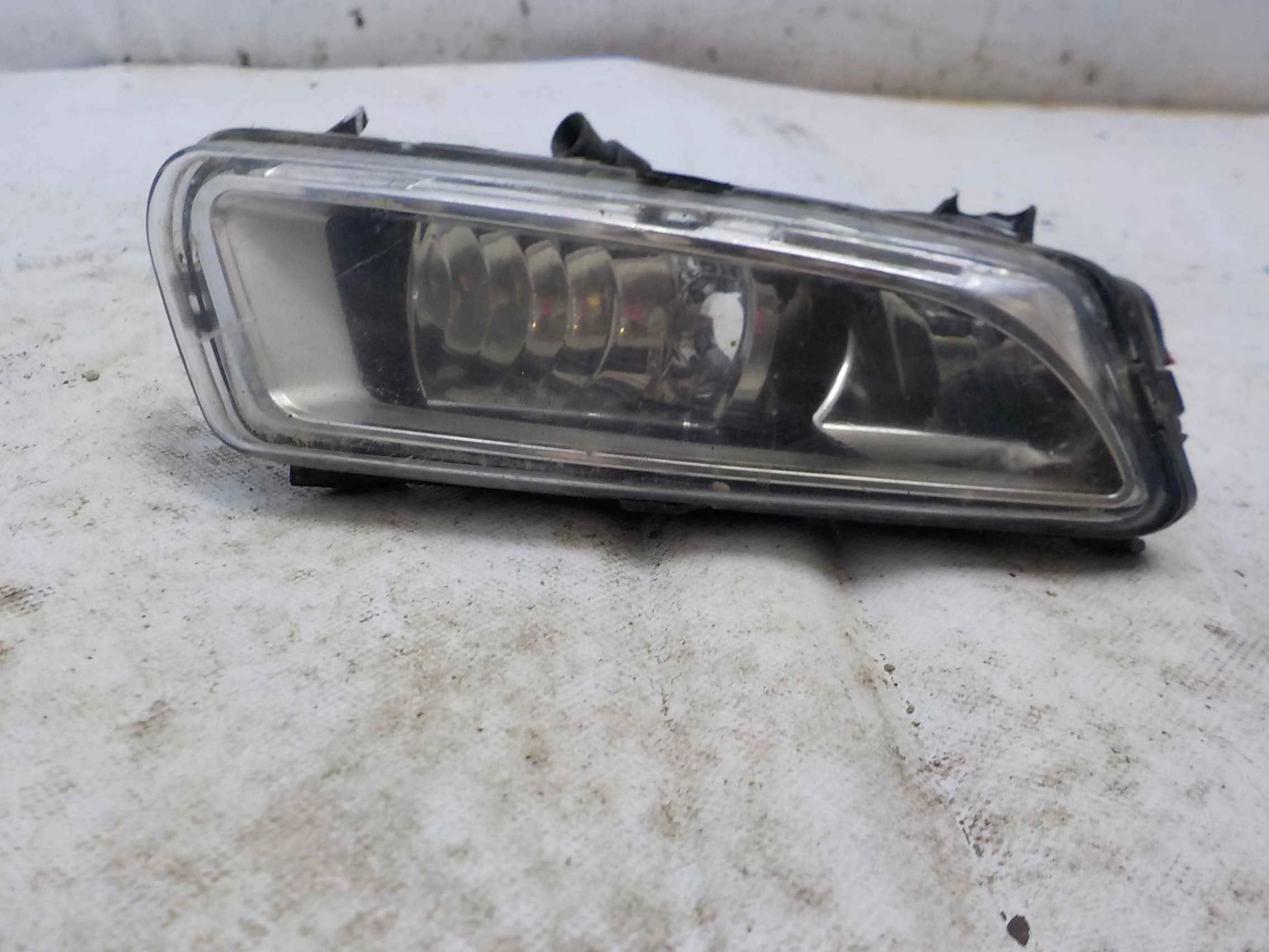 туманка Volkswagen Polo V (2009—2015) Перед Право