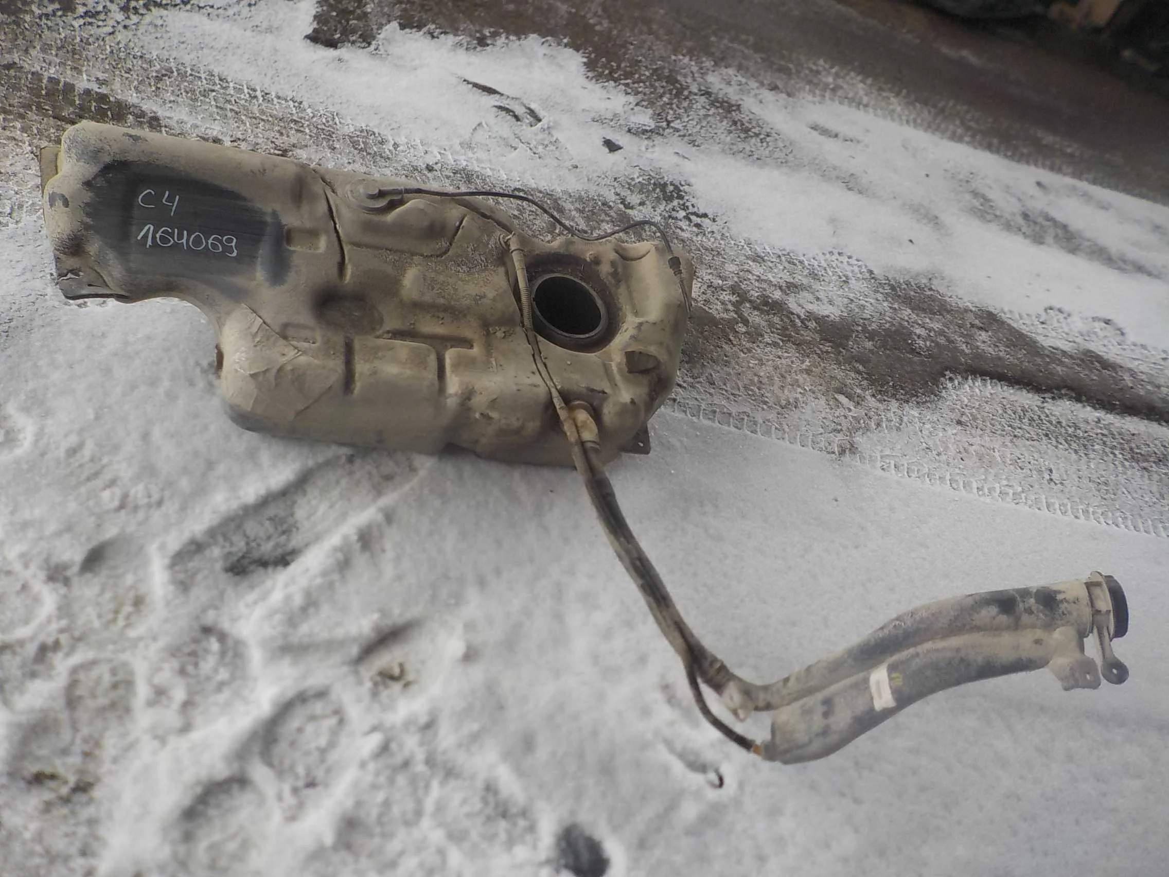 бензобак Citroen C4 I (2004—2014)