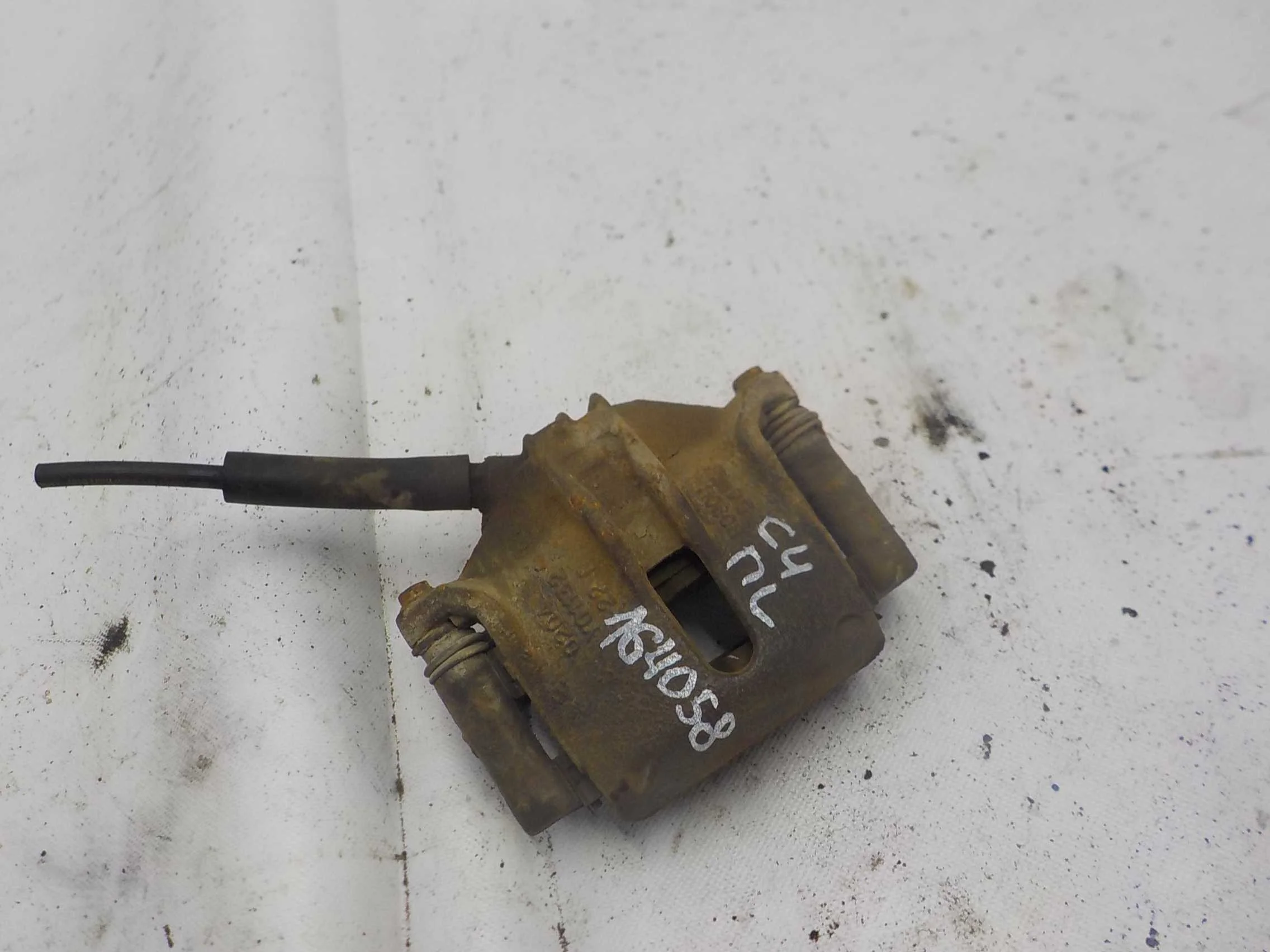 суппорт Citroen C4 I (2004—2014) Перед Лево