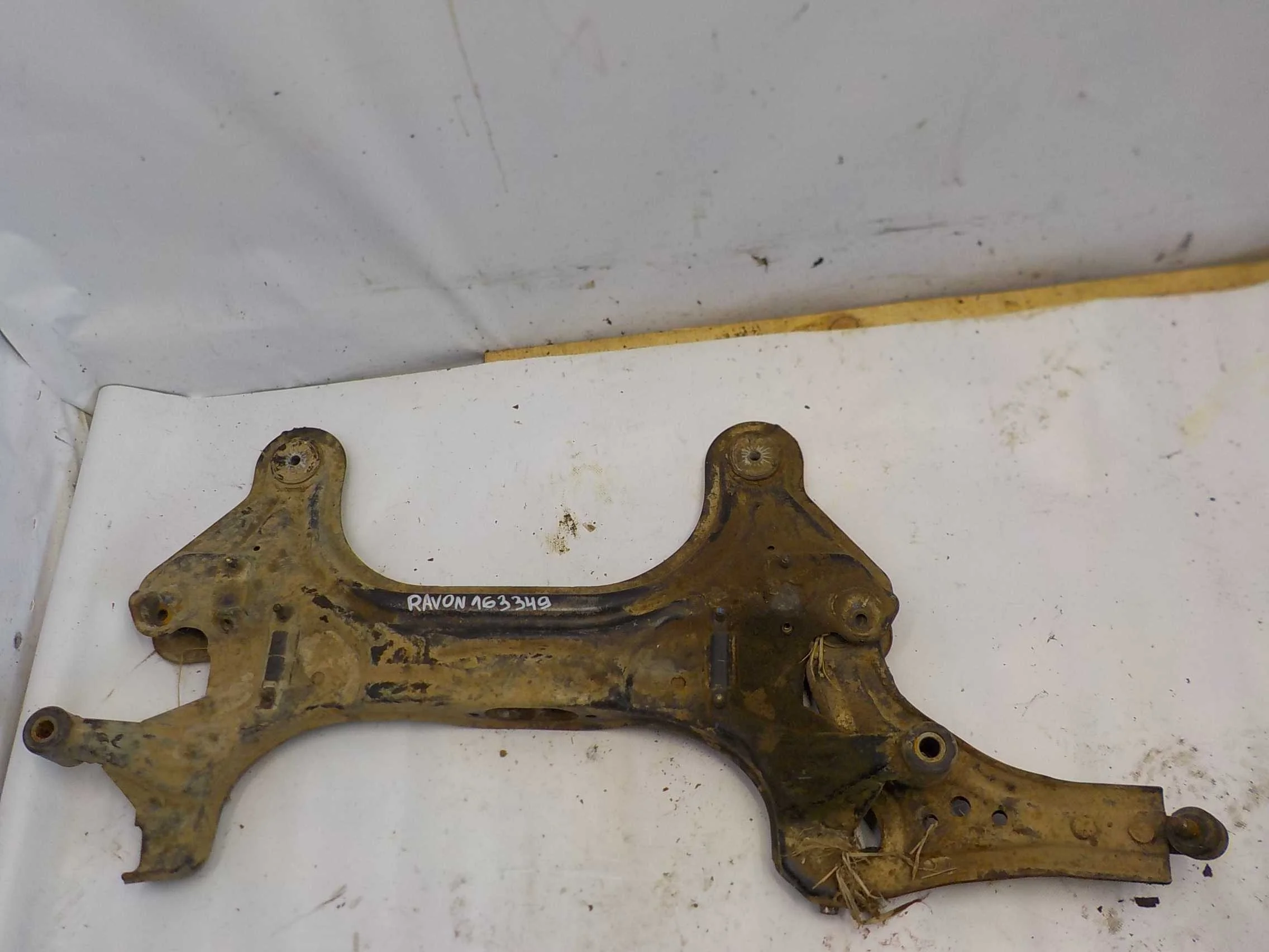 Подрамник Chevrolet Aveo I (2003—2008)