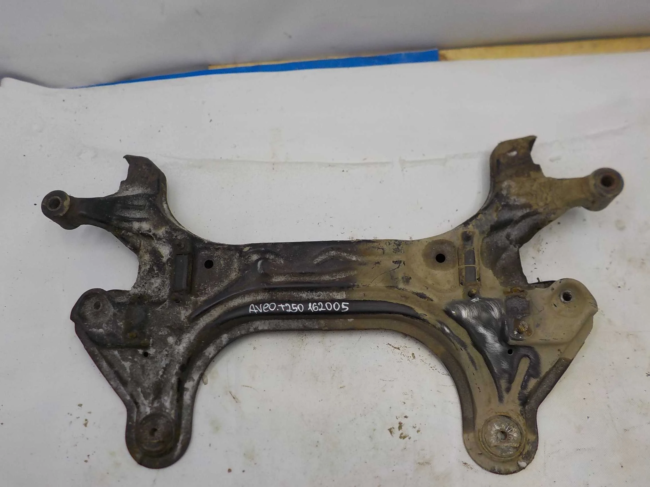 Подрамник Chevrolet Aveo I (2003—2008)