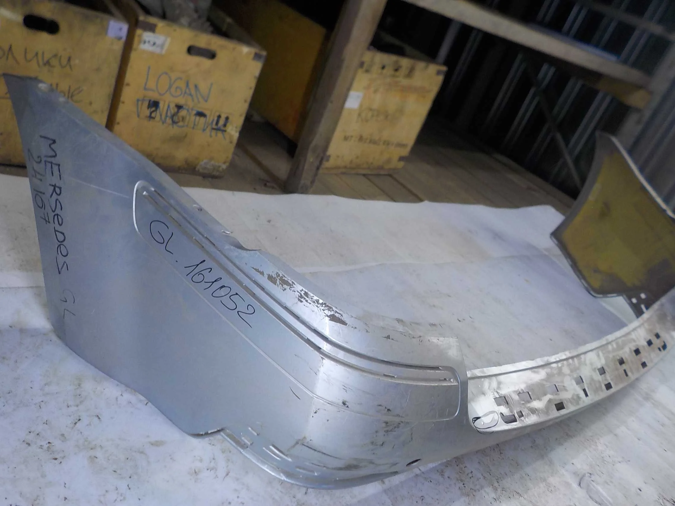 Бампер Mercedes-Benz GL-класс X164 (2006—2009) Зад