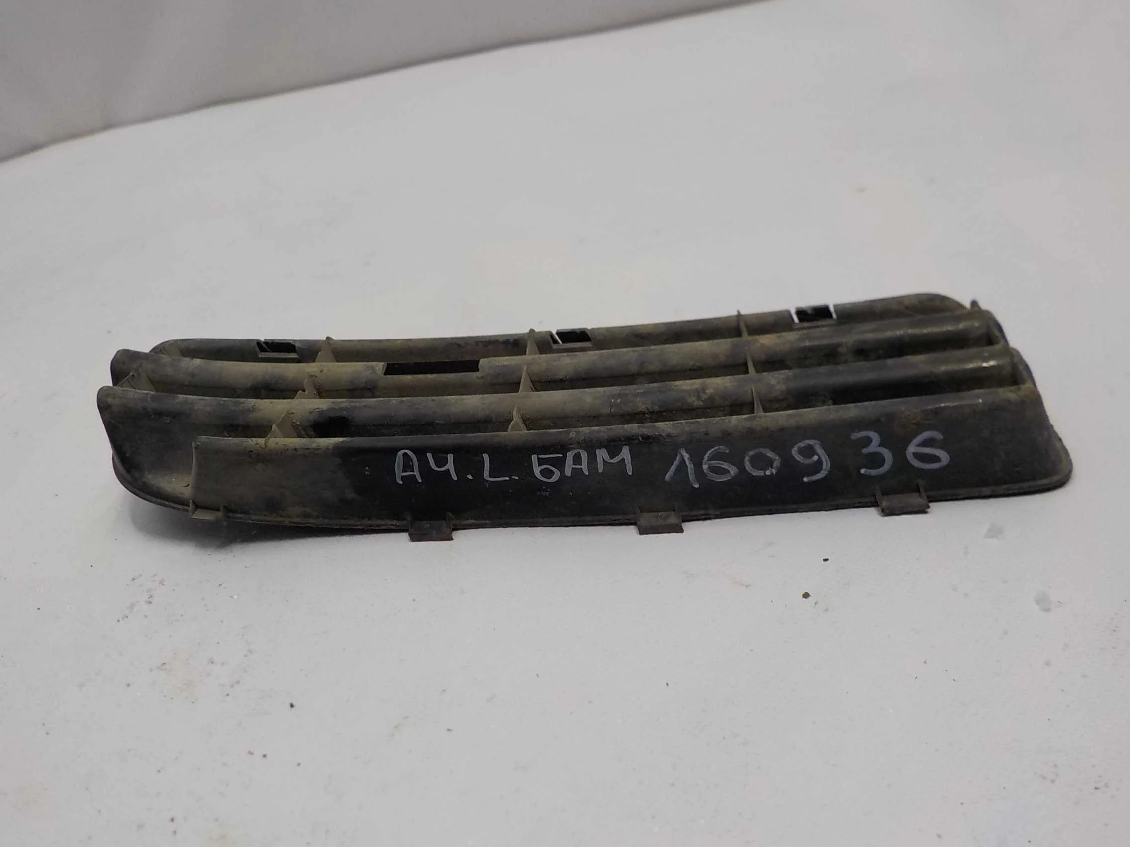 накладка на бампер Skoda Octavia II (2004—2009) Перед Лево