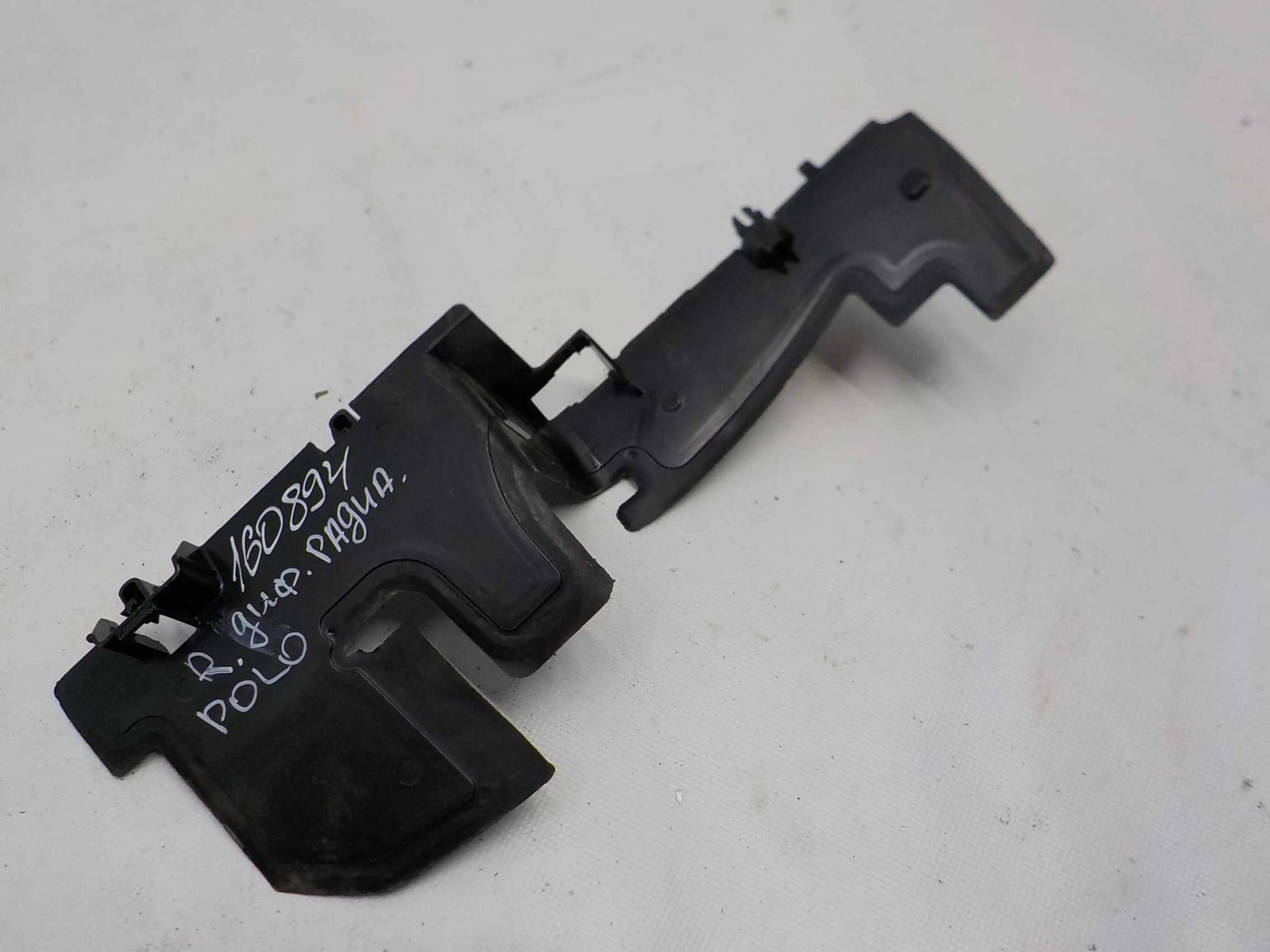 Диффузор радиатора Volkswagen Polo V рестайлинг (2015—2020)  Право