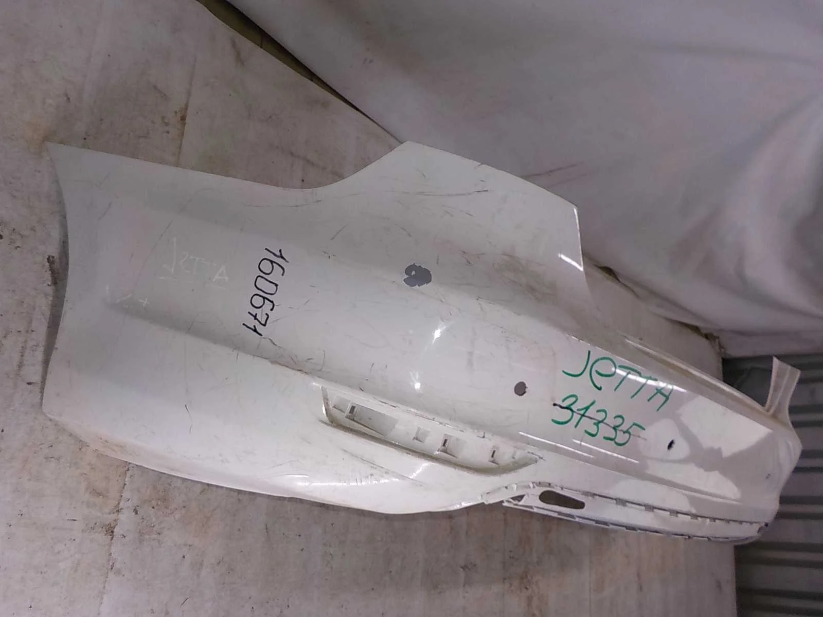 Бампер Volkswagen Jetta VI (2010—2015) Зад