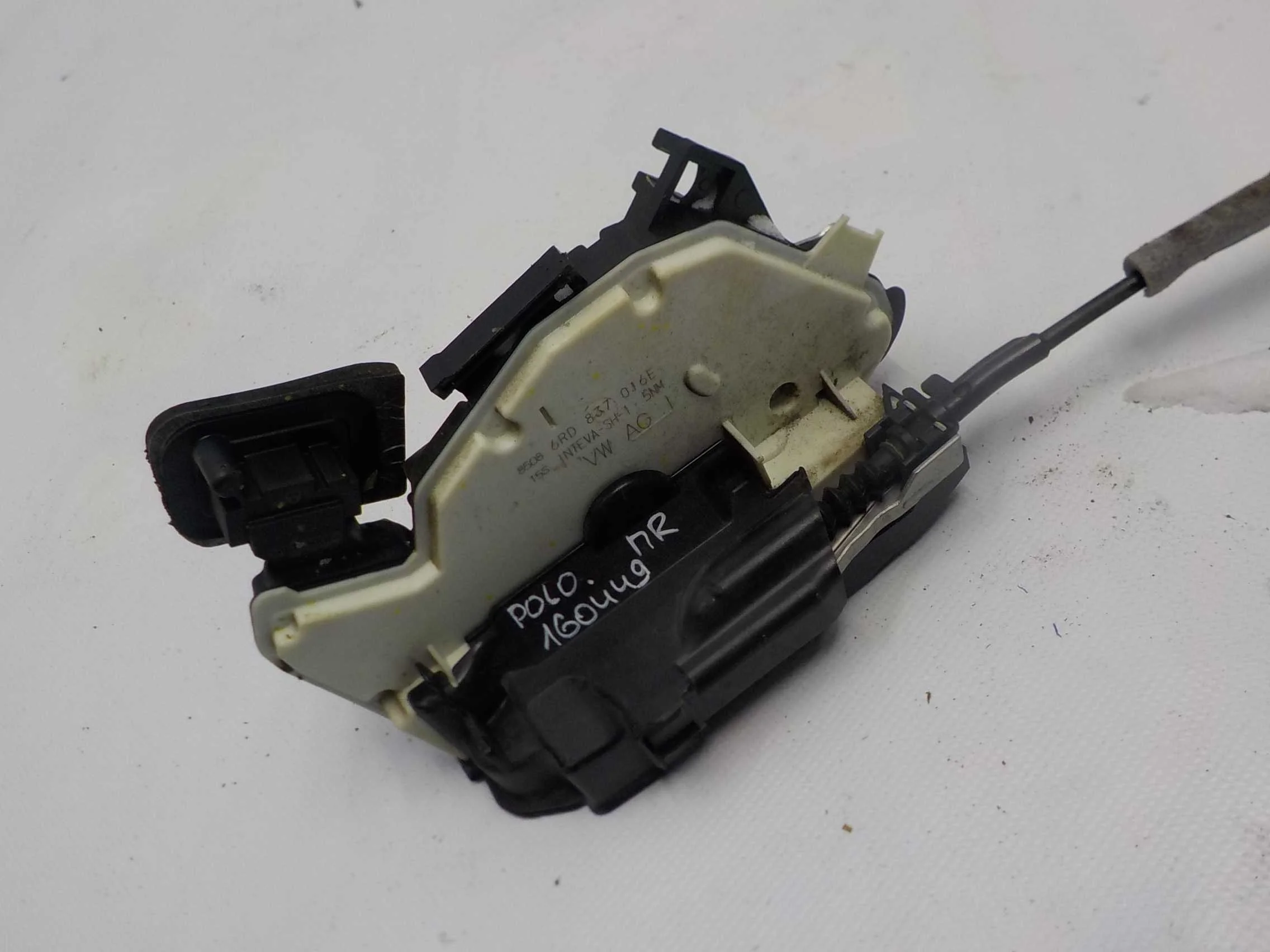Замок двери Volkswagen Polo V (2009—2015) Перед Право