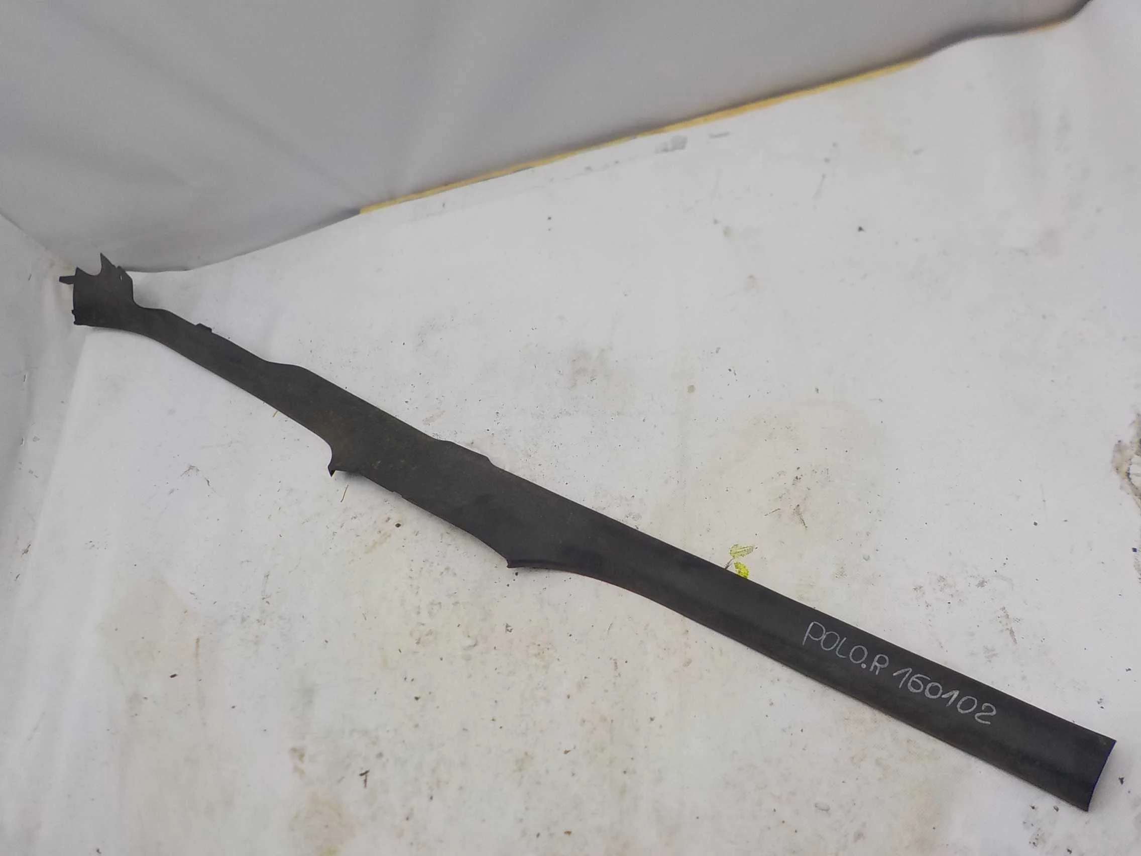 накладка на порог внутренняя Volkswagen Polo V (2009—2015)  Право