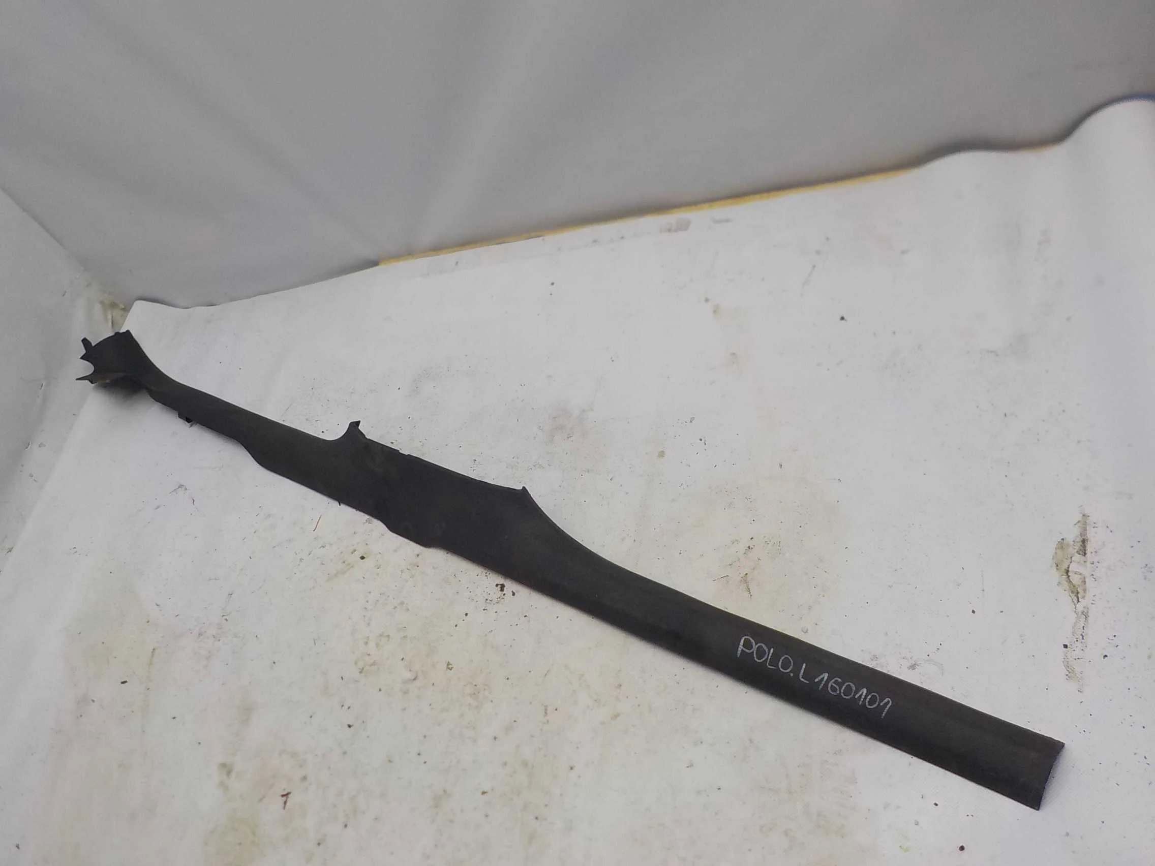 накладка на порог внутренняя Volkswagen Polo V (2009—2015)  Лево