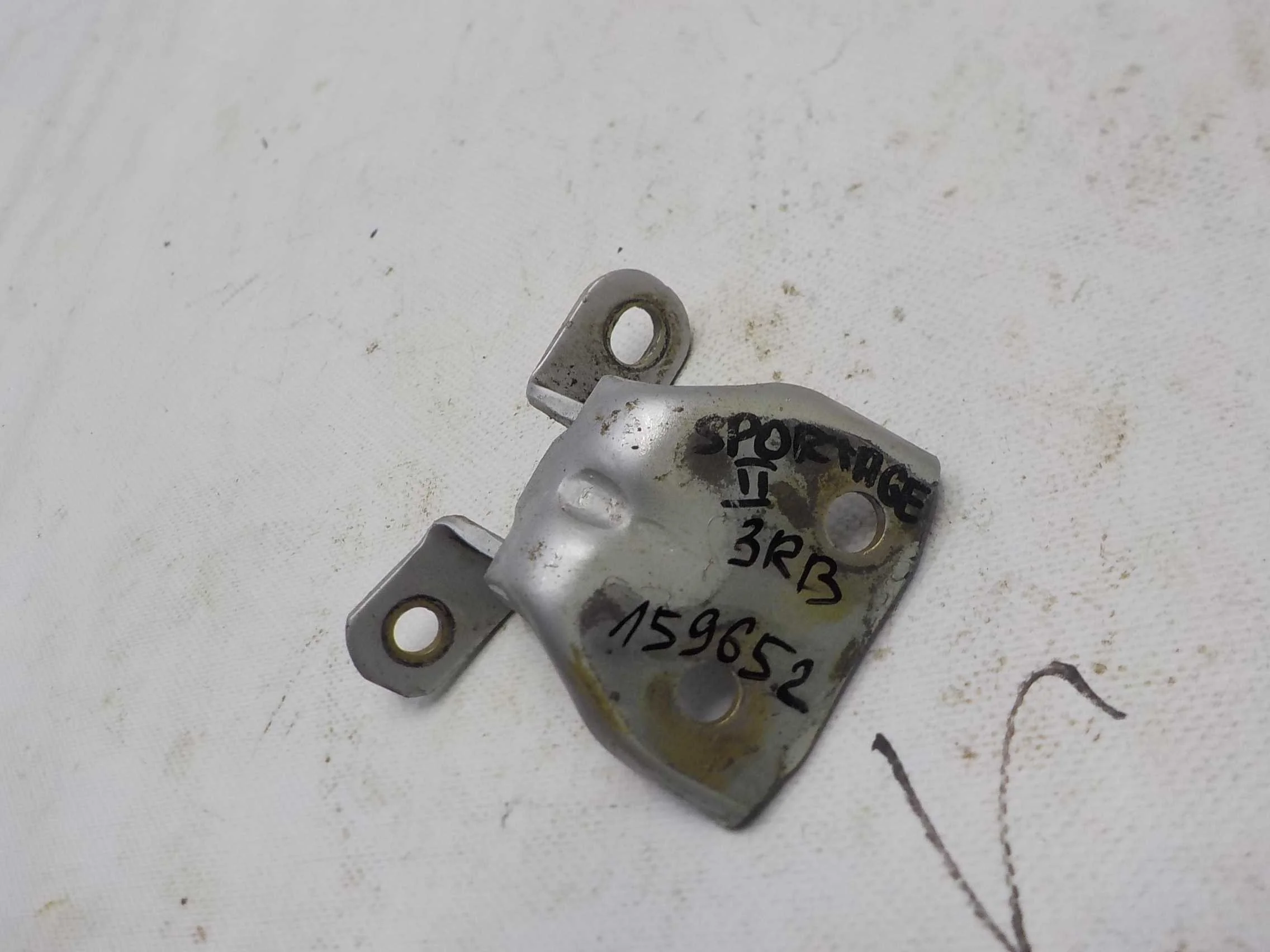 Петля двери Hyundai Tucson I (2004—2015) Зад Право Верх