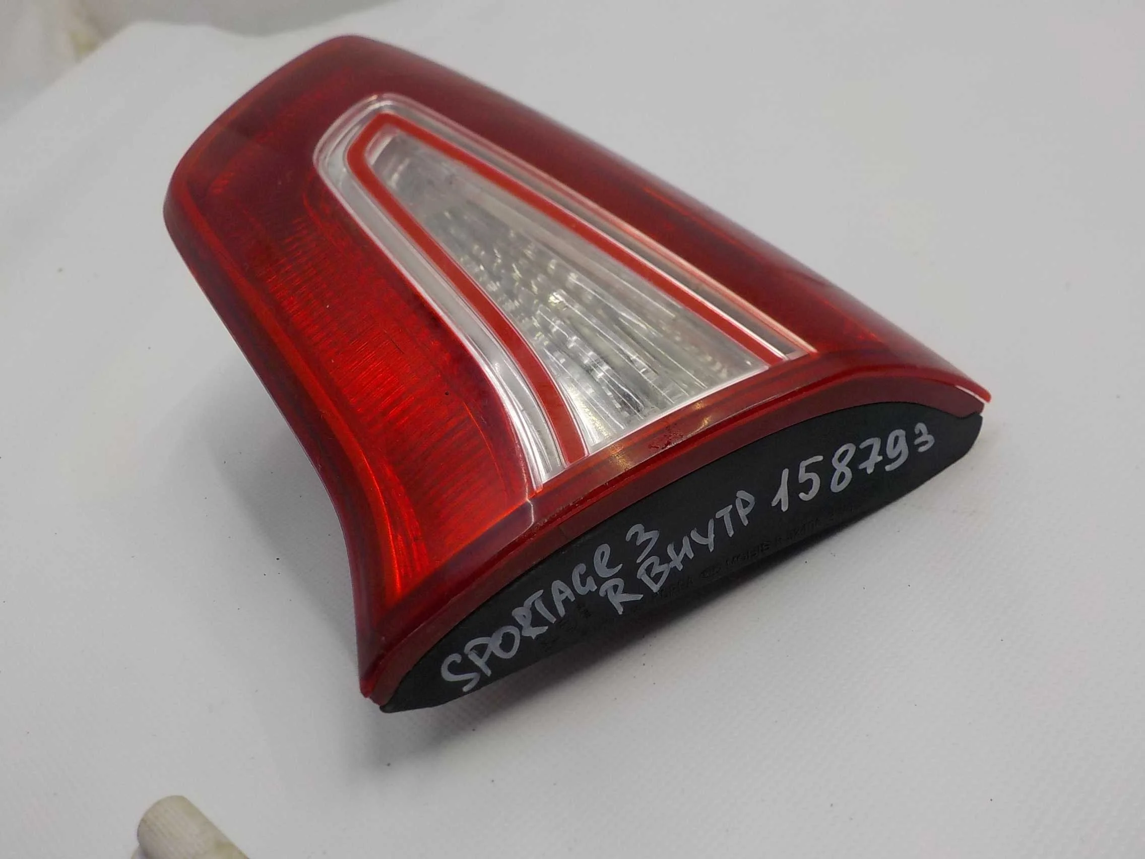 Фонарь Kia Sportage III (2010—2014)  Право